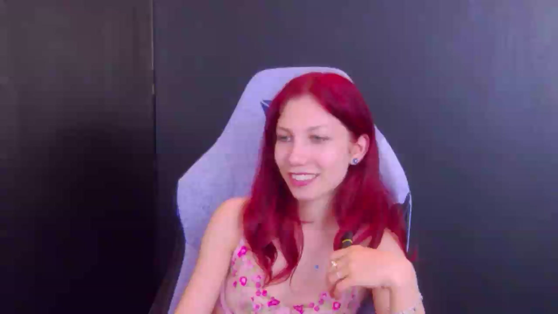 Gallery image thumbnail from Yasemina's myfreecams stream on, 05/21/2026, 01:28 image 20 of 20