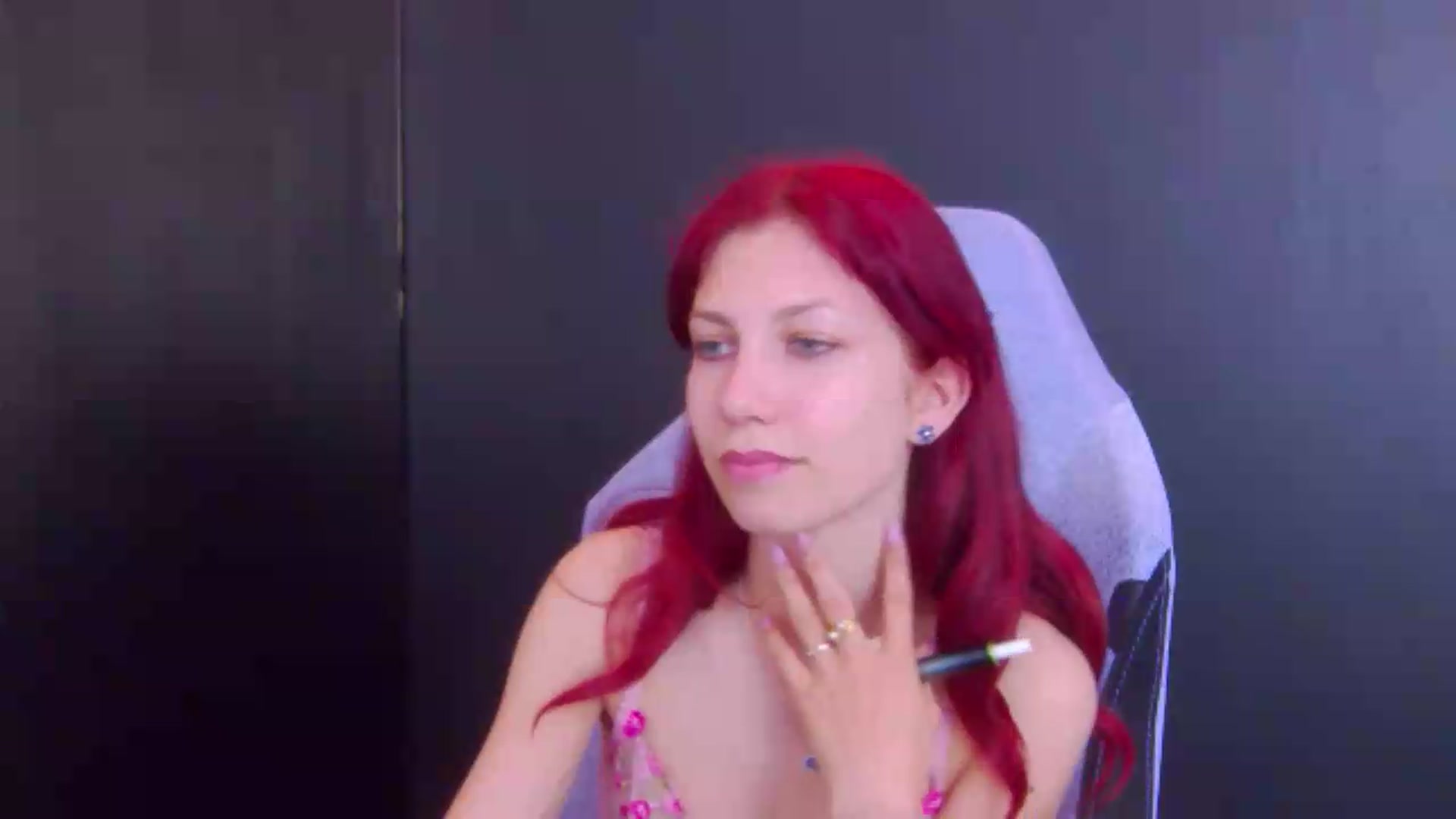 Gallery image thumbnail from Yasemina's myfreecams stream on, 05/21/2026, 01:28 image 6 of 20