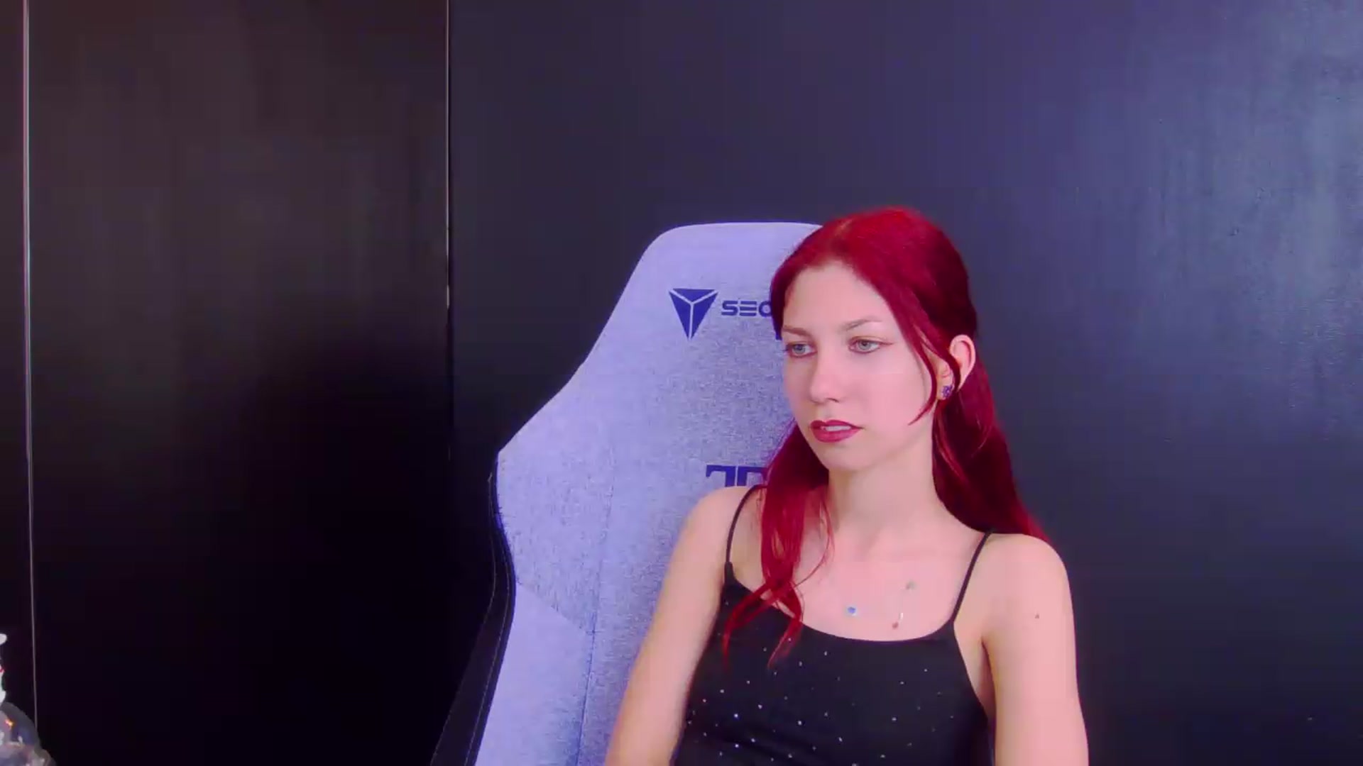 Gallery image thumbnail from Yasemina's myfreecams stream on, 05/21/2026, 23:35 image 6 of 20