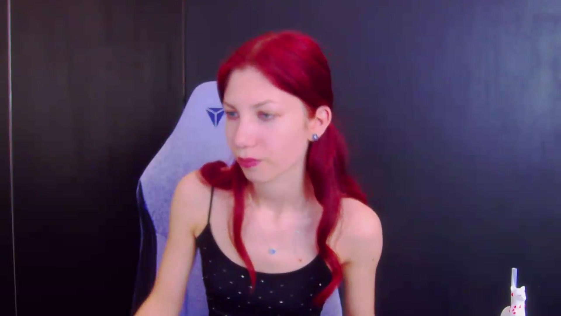 Gallery image thumbnail from Yasemina's myfreecams stream on, 05/22/2026, 24:19 image 13 of 20