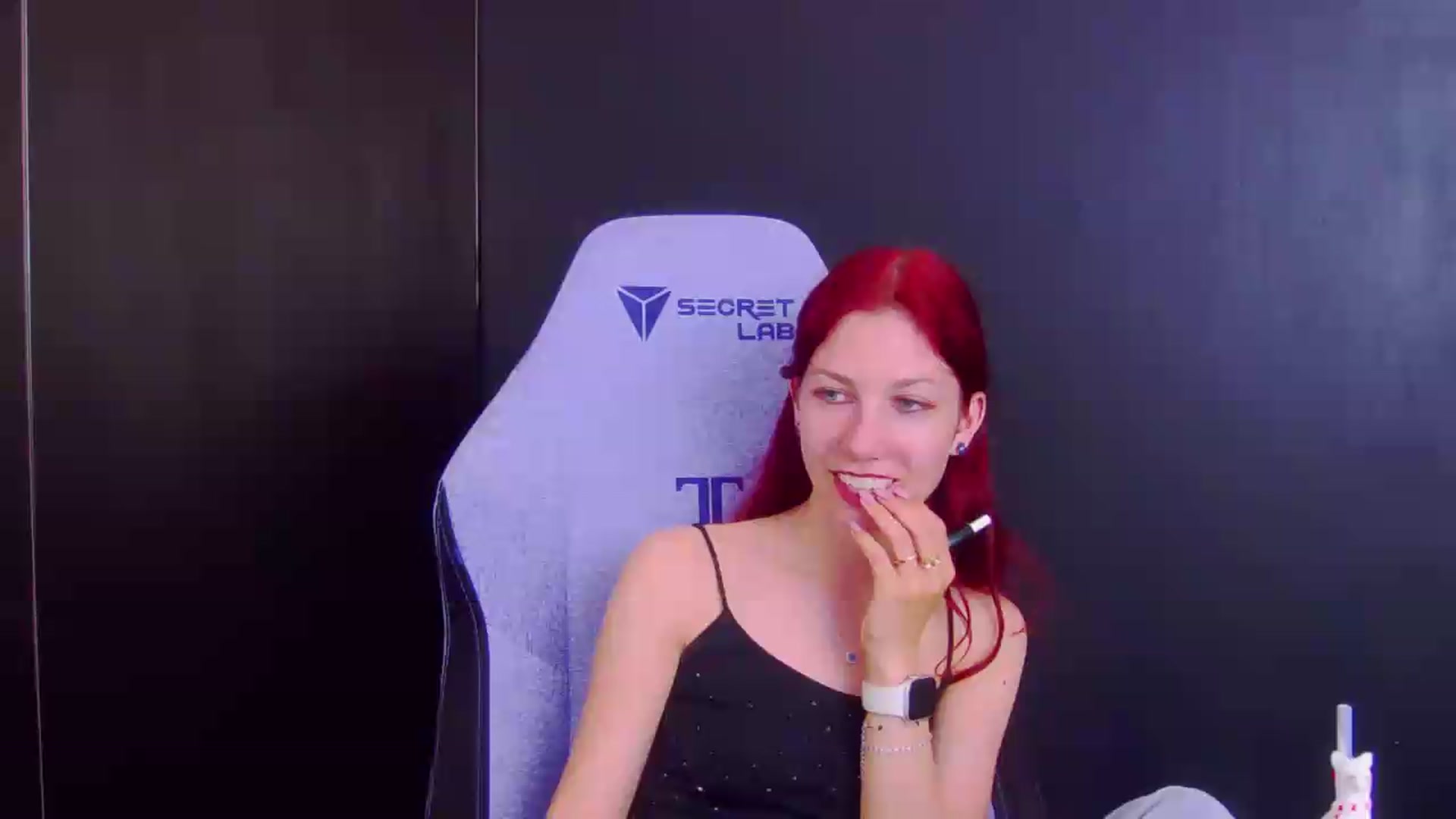 Gallery image thumbnail from Yasemina's myfreecams stream on, 05/22/2026, 24:19 image 1 of 20