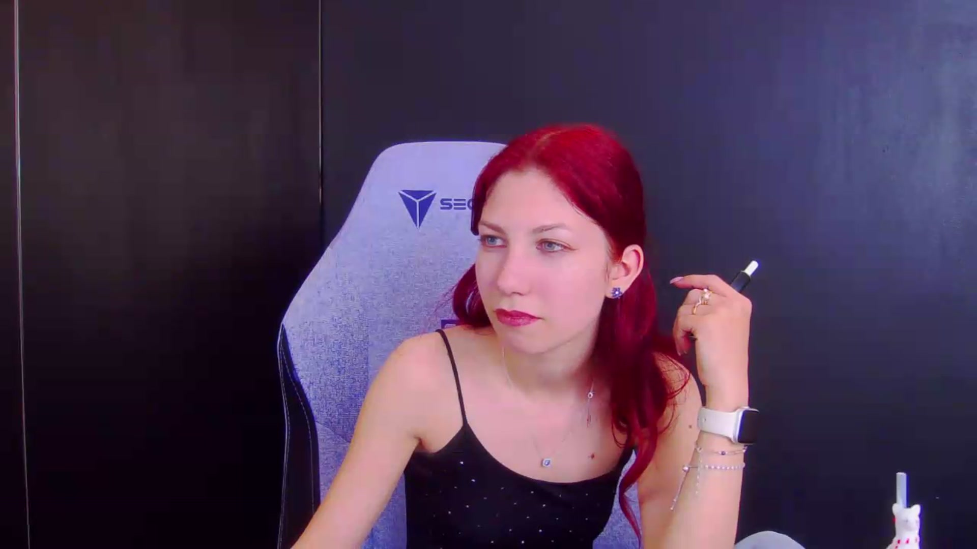 Gallery image thumbnail from Yasemina's myfreecams stream on, 05/22/2026, 24:19 image 4 of 20