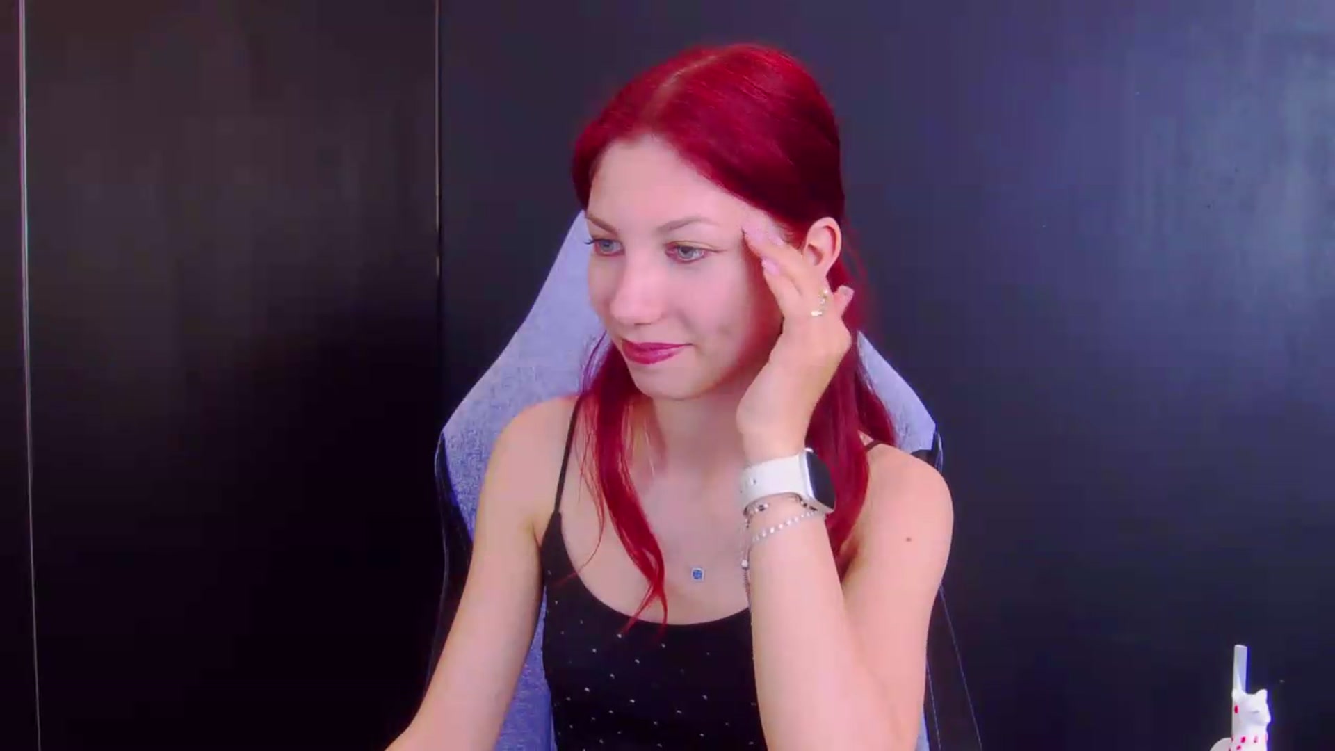 Gallery image thumbnail from Yasemina's myfreecams stream on, 05/22/2026, 24:19 image 18 of 20