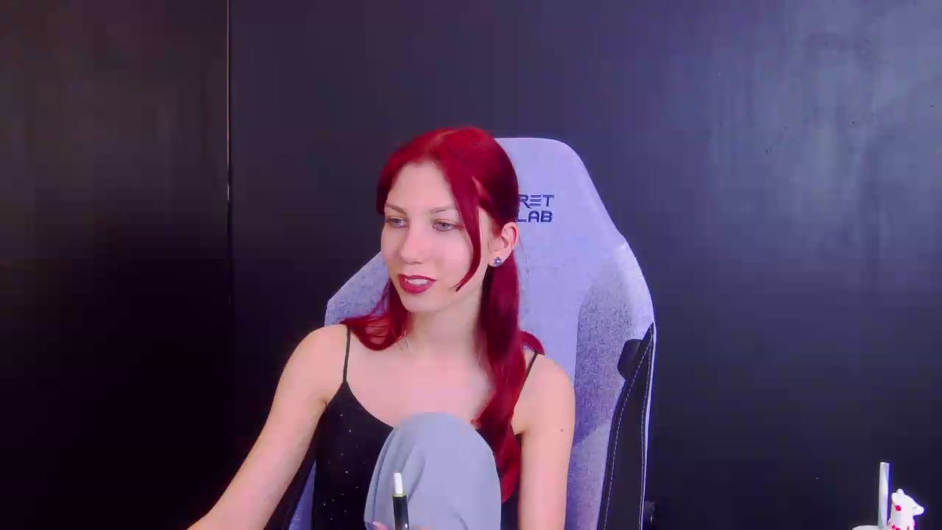 Gallery image thumbnail from Yasemina's myfreecams stream on, 05/22/2026, 03:10 image 17 of 20