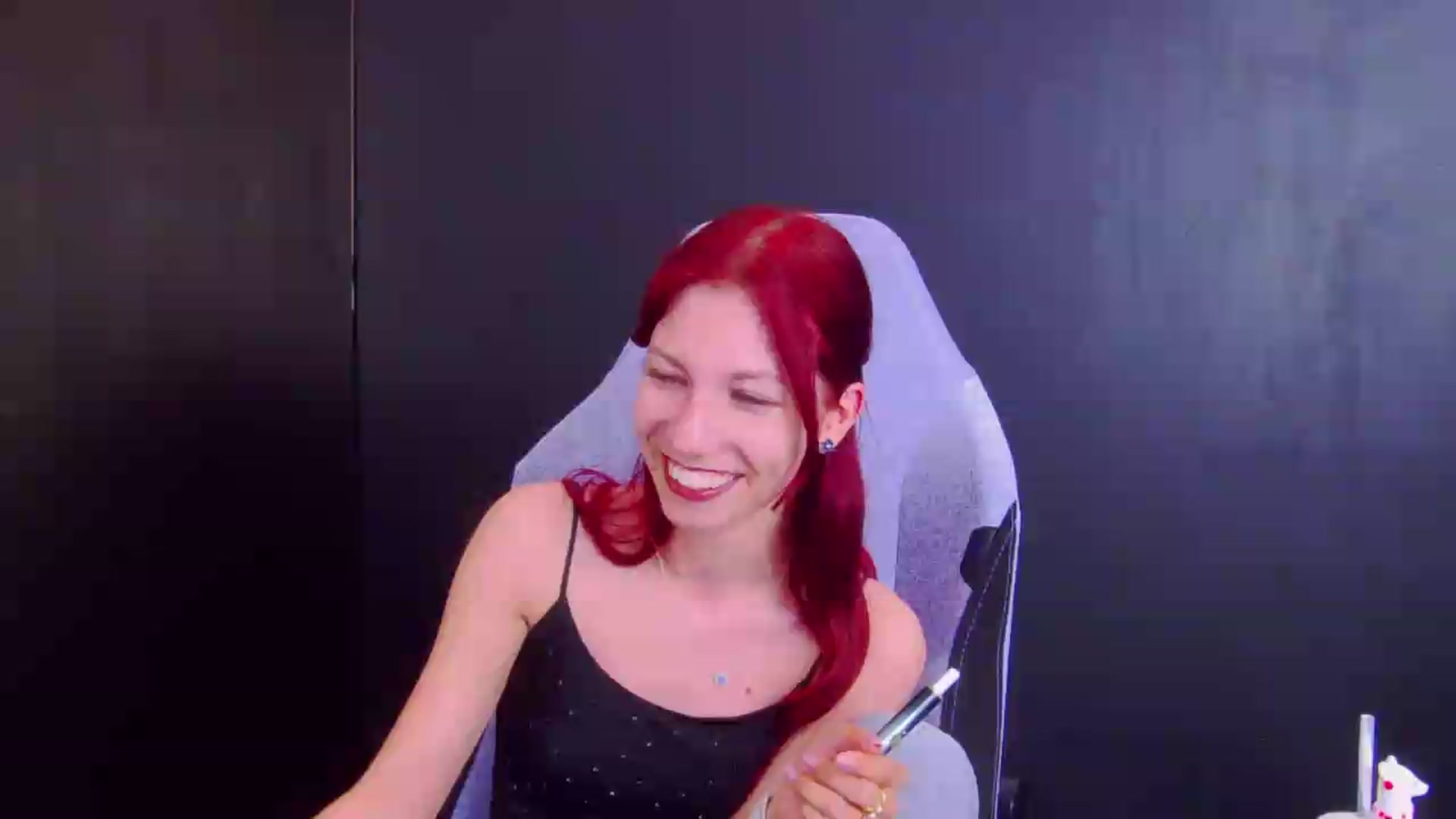 Gallery image thumbnail from Yasemina's myfreecams stream on, 05/22/2026, 03:10 image 19 of 20