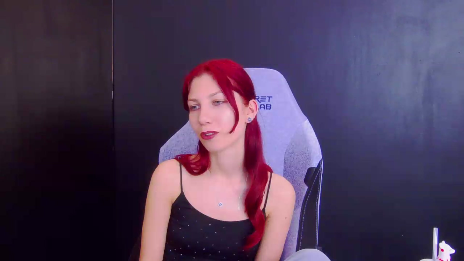 Gallery image thumbnail from Yasemina's myfreecams stream on, 05/22/2026, 03:10 image 16 of 20
