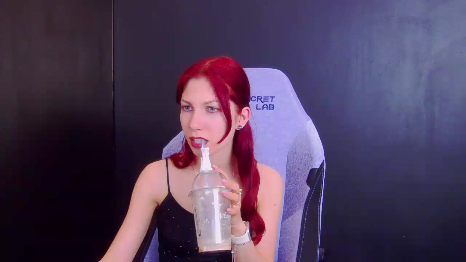 Gallery image thumbnail from Yasemina's myfreecams stream on, 05/22/2026, 03:10 image 14 of 20