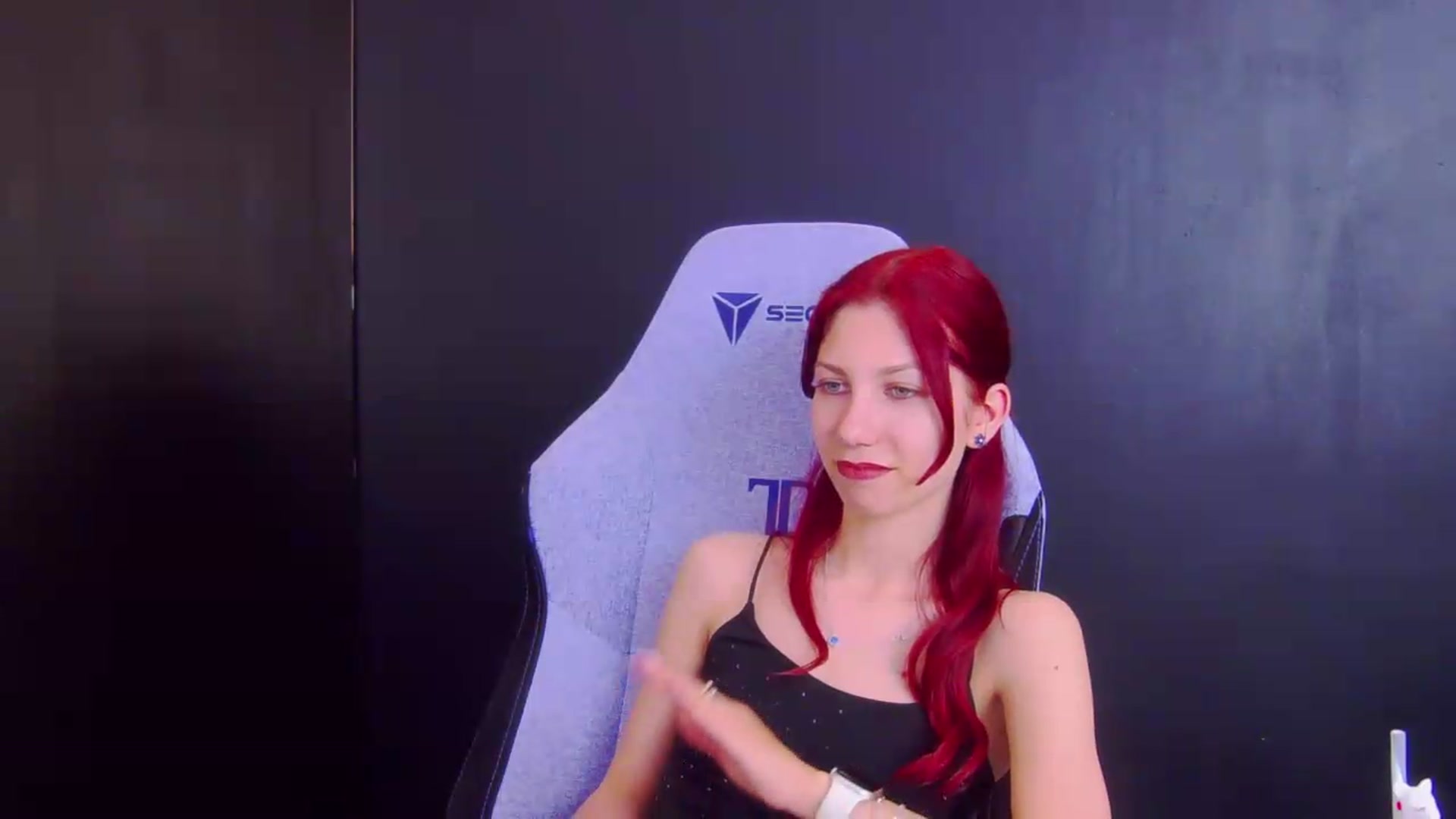 Gallery image thumbnail from Yasemina's myfreecams stream on, 05/22/2026, 03:10 image 7 of 20