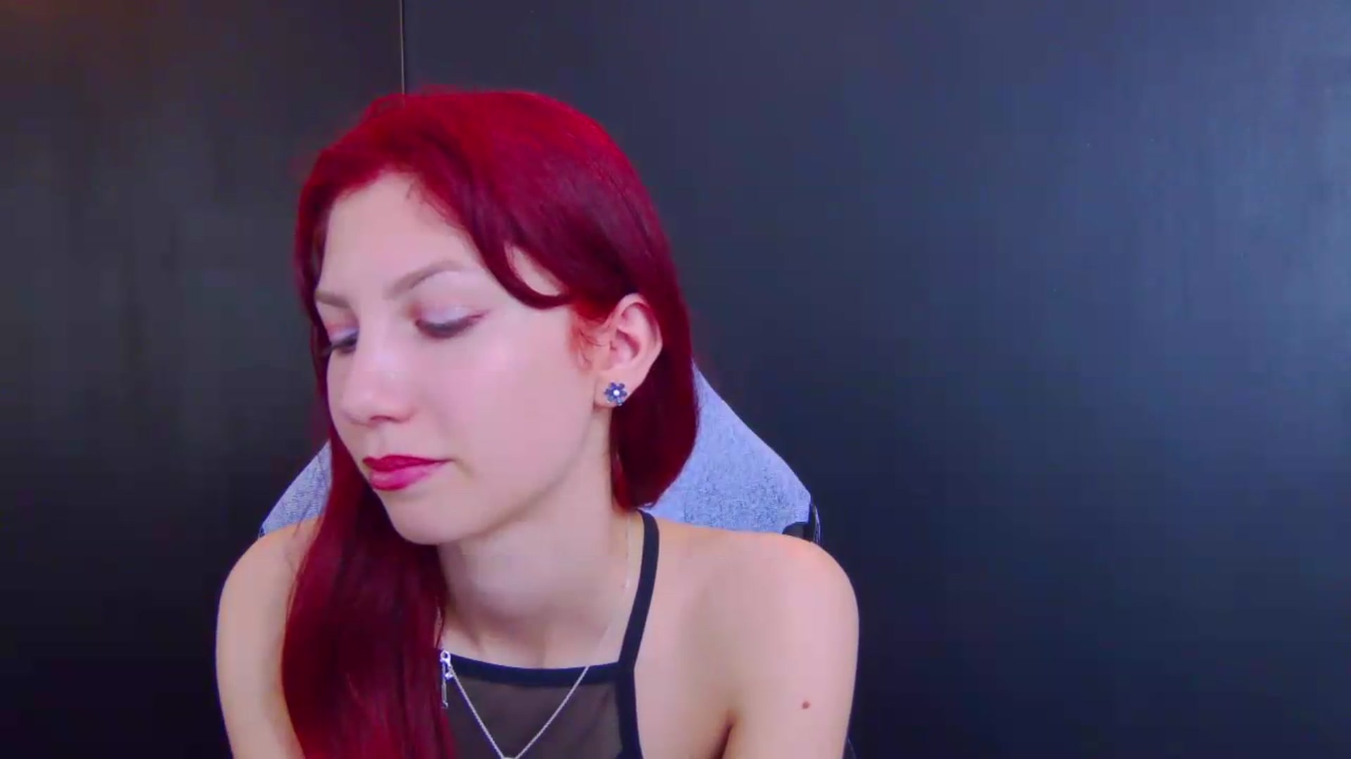 Gallery image thumbnail from Yasemina's myfreecams stream on, 05/26/2026, 22:44 image 17 of 20