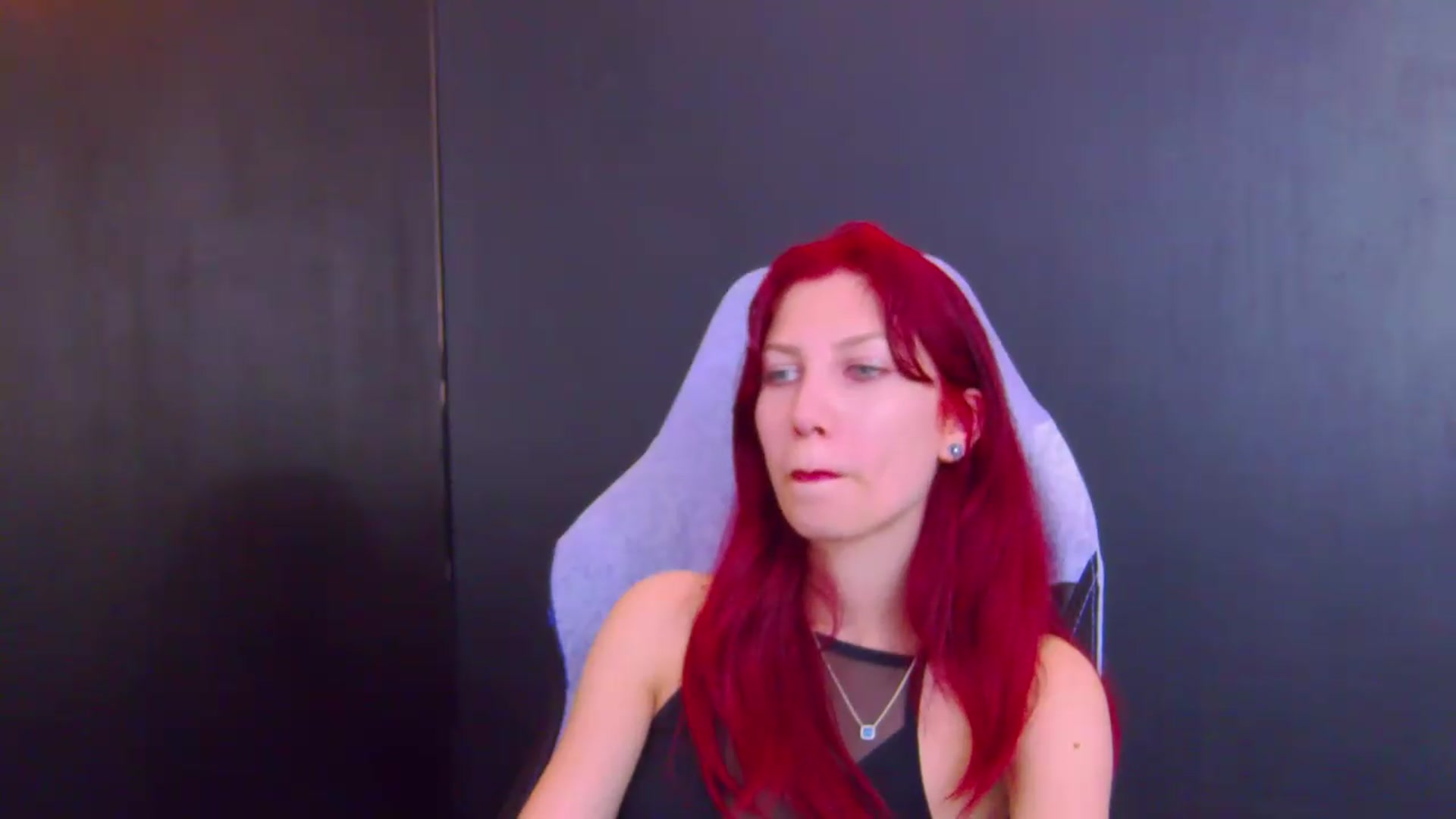 Gallery image thumbnail from Yasemina's myfreecams stream on, 05/26/2026, 22:44 image 12 of 20