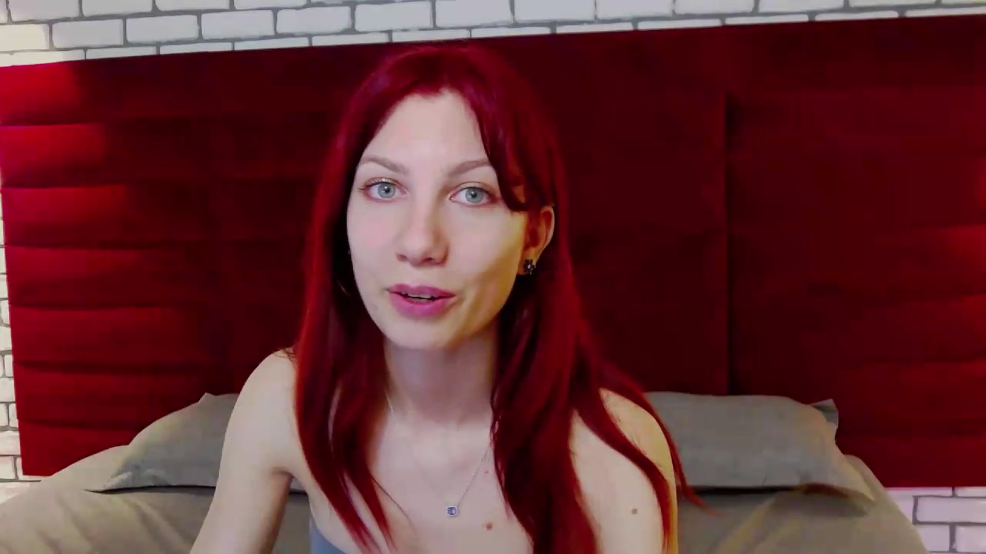 Gallery image thumbnail from Yasemina's myfreecams stream on, 05/27/2026, 21:22 image 18 of 20