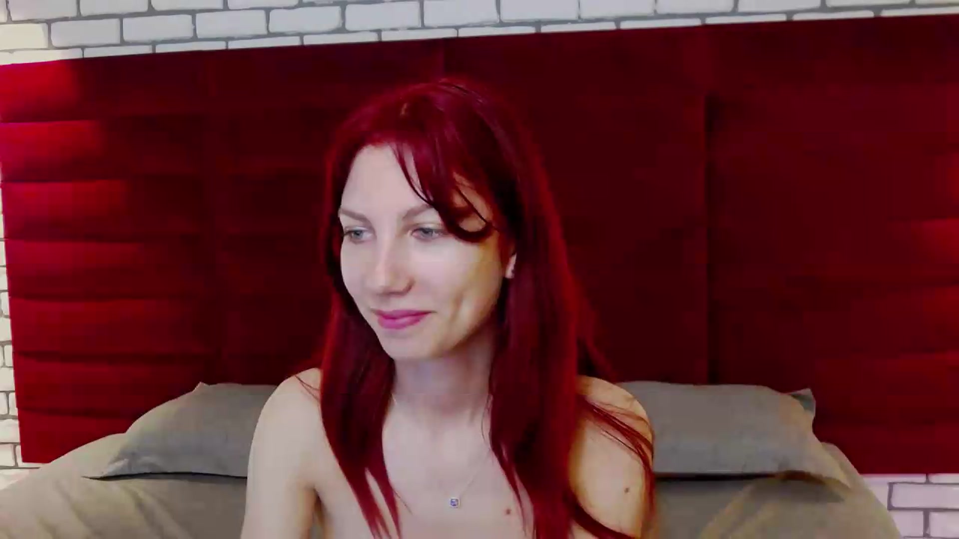Gallery image thumbnail from Yasemina's myfreecams stream on, 05/27/2026, 21:22 image 11 of 20
