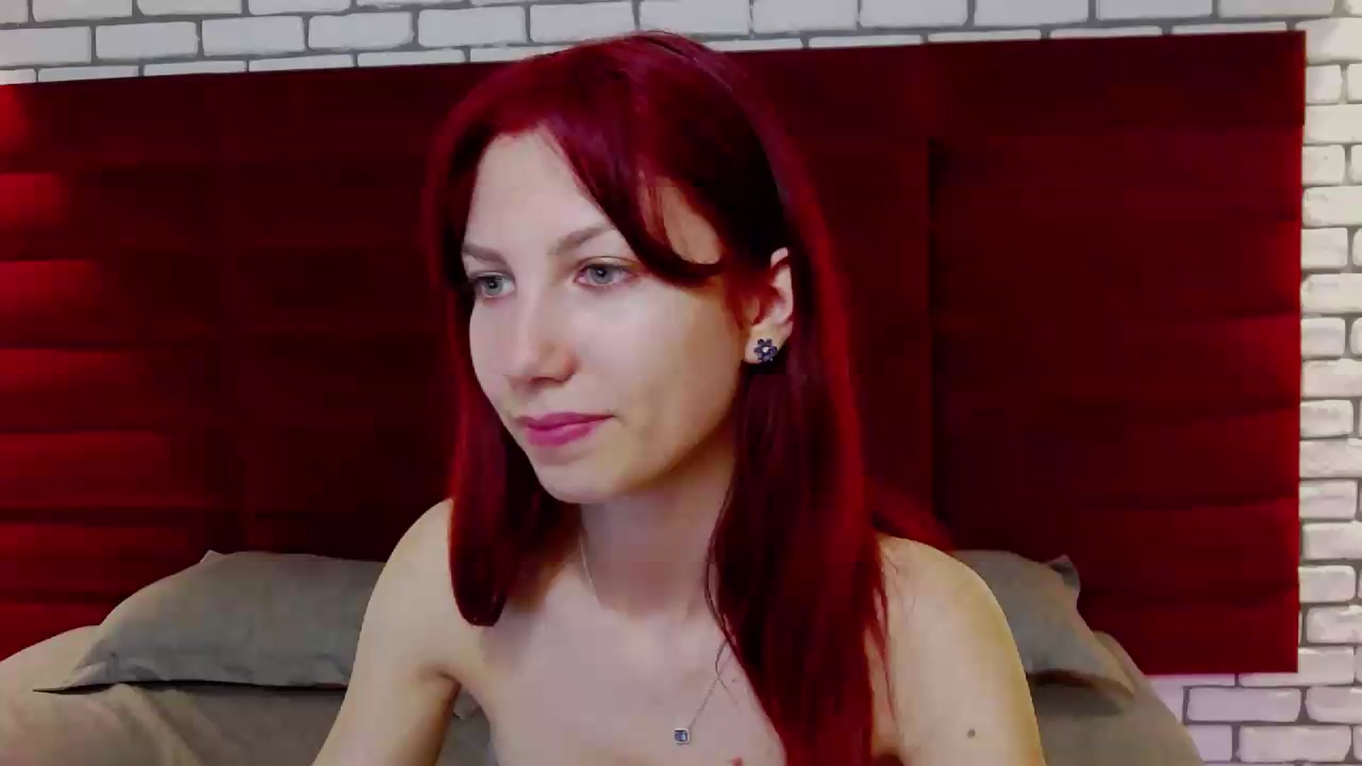 Gallery image thumbnail from Yasemina's myfreecams stream on, 05/28/2026, 01:06 image 1 of 20