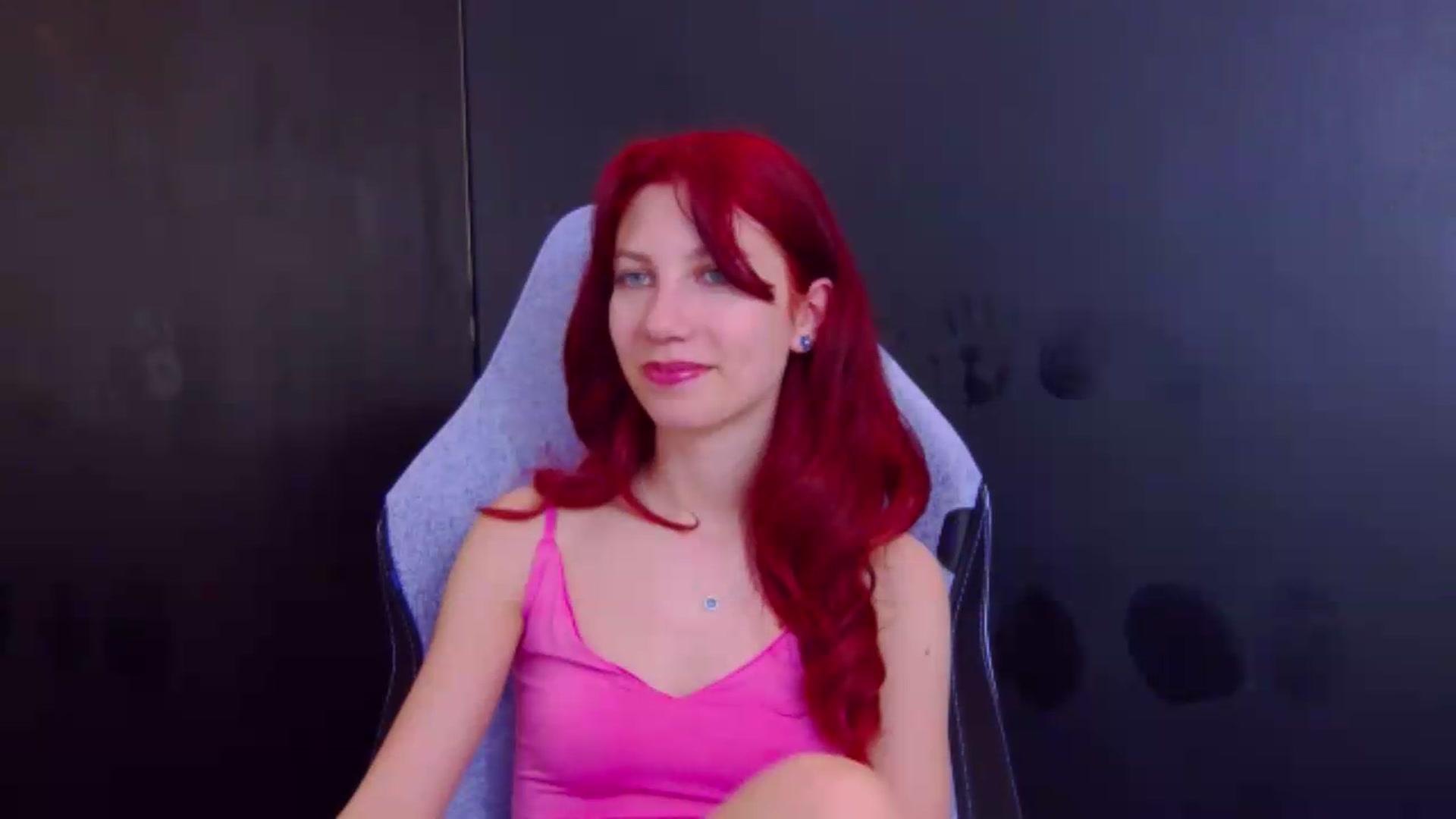Gallery image thumbnail from Yasemina's myfreecams stream on, 05/29/2026, 01:15 image 17 of 20