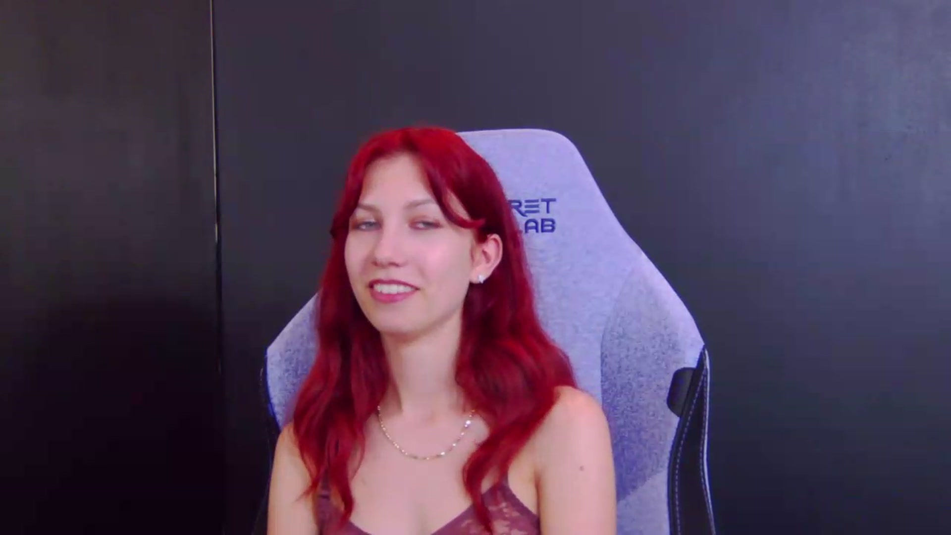 Gallery image thumbnail from Yasemina's myfreecams stream on, 06/09/2026, 24:33 image 4 of 20