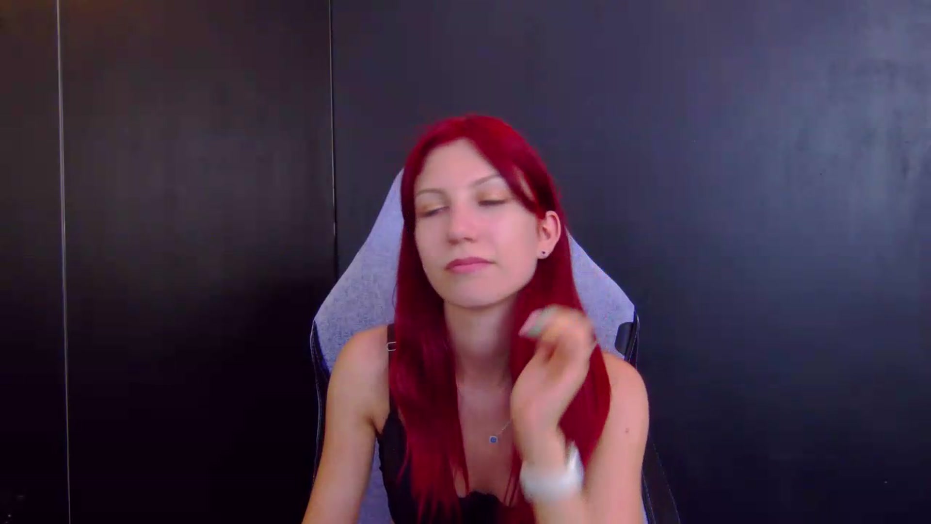 Gallery image thumbnail from Yasemina's myfreecams stream on, 07/08/2026, 04:02 image 20 of 20