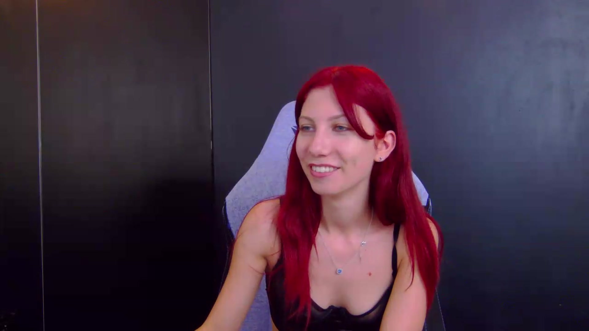 Gallery image thumbnail from Yasemina's myfreecams stream on, 07/08/2026, 04:02 image 19 of 20