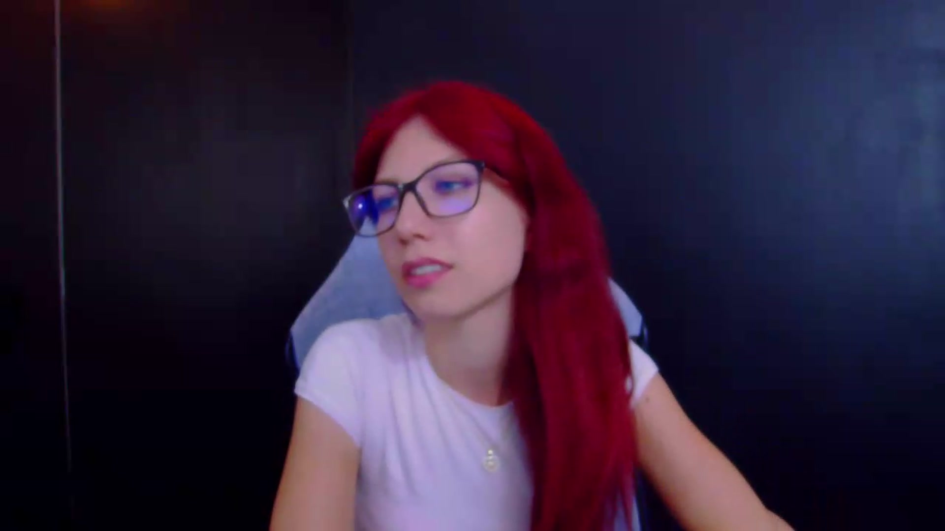 Gallery image thumbnail from Yasemina's myfreecams stream on, 07/19/2026, 21:00 image 18 of 20