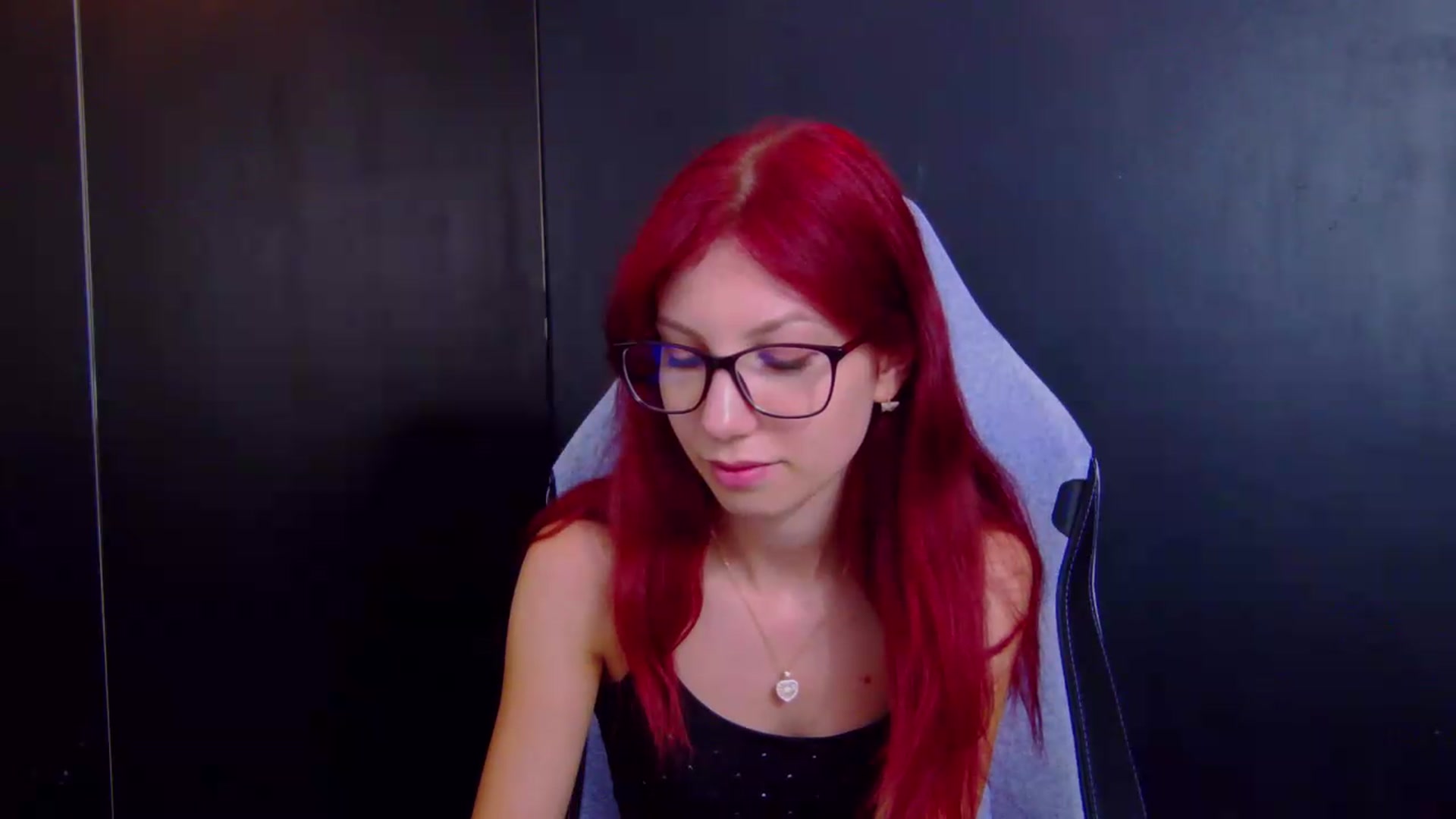 Gallery image thumbnail from Yasemina's myfreecams stream on, 07/21/2026, 24:26 image 18 of 20