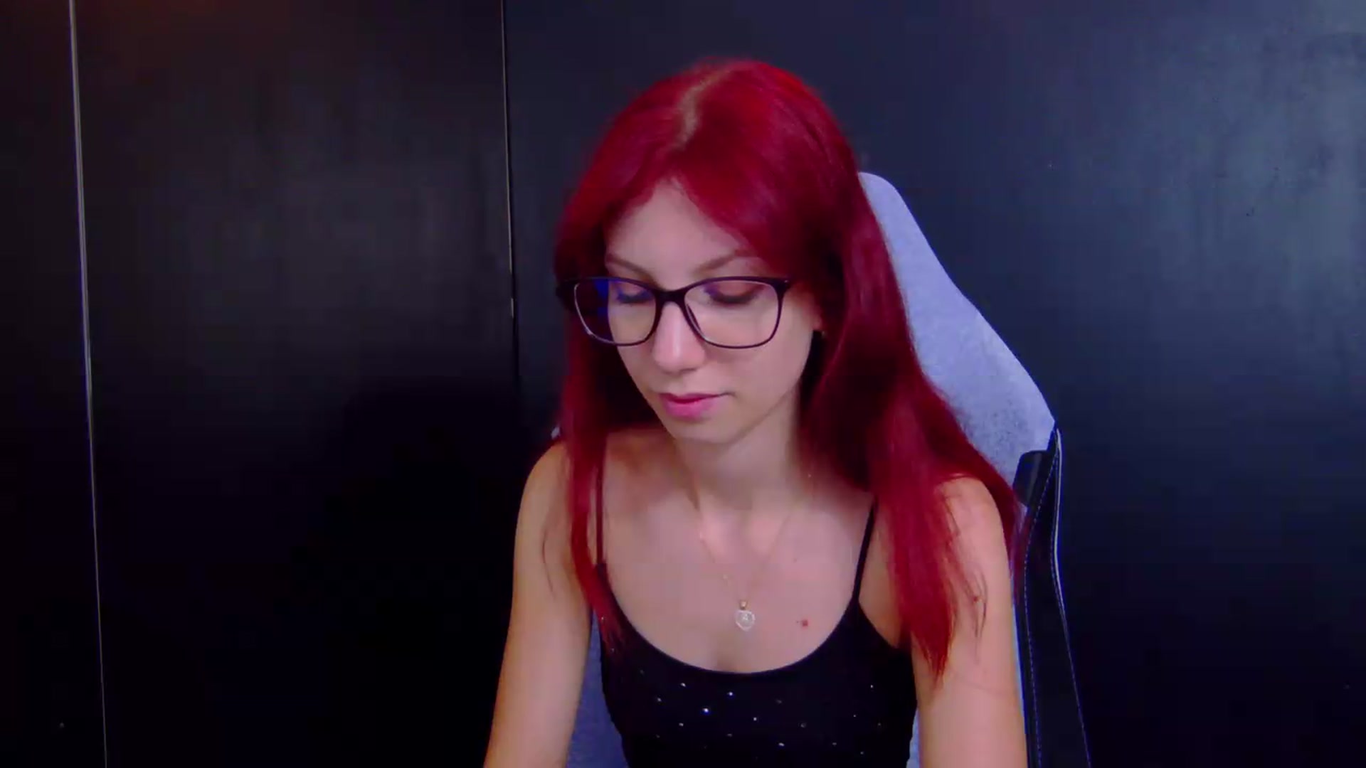 Gallery image thumbnail from Yasemina's myfreecams stream on, 07/21/2026, 24:26 image 15 of 20
