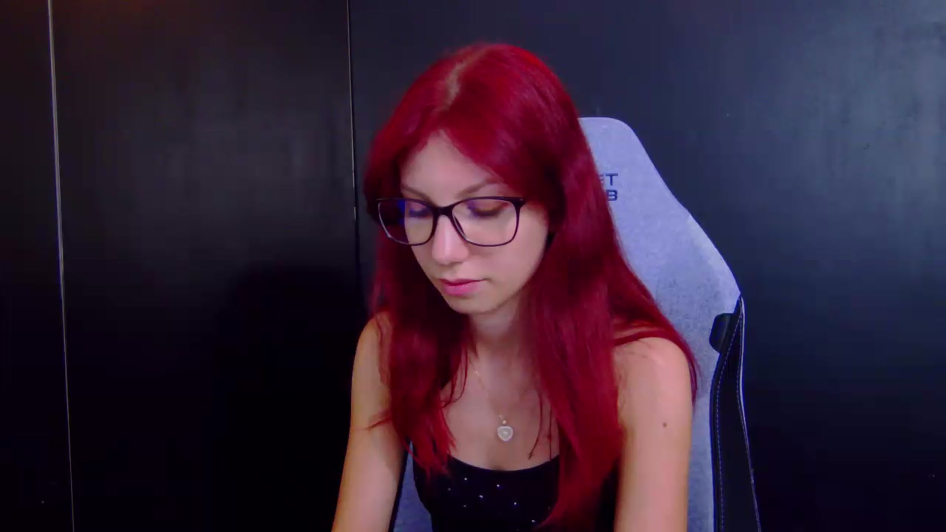 Gallery image thumbnail from Yasemina's myfreecams stream on, 07/21/2026, 24:26 image 14 of 20