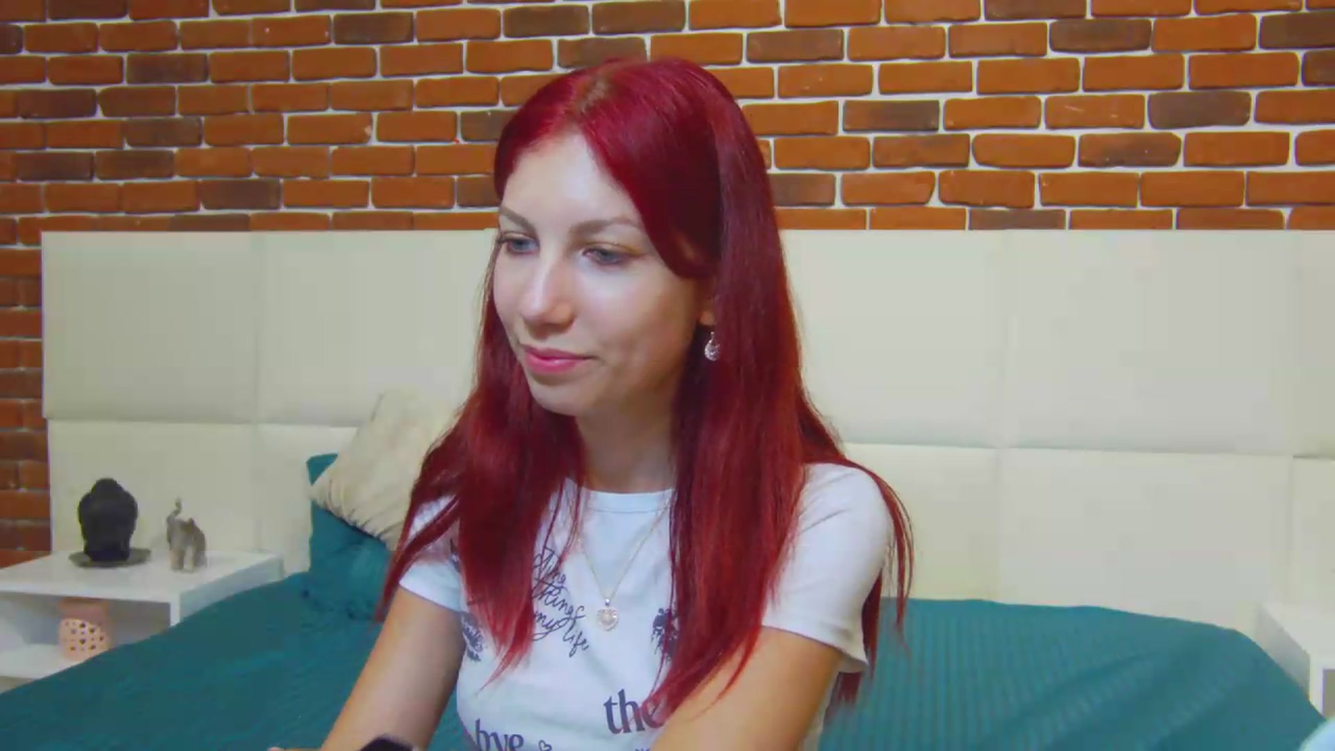 Gallery image thumbnail from Yasemina's myfreecams stream on, 07/21/2026, 22:37 image 17 of 20