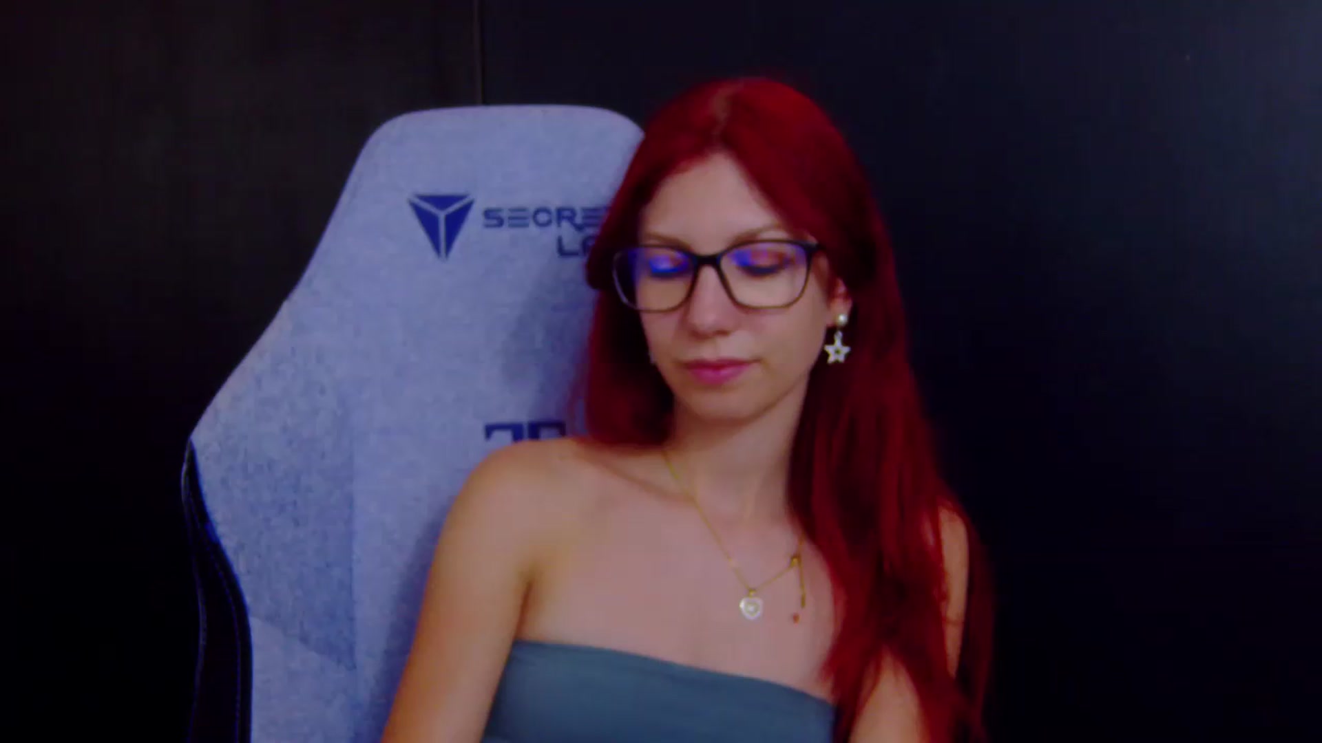 Gallery image thumbnail from Yasemina's myfreecams stream on, 07/23/2026, 24:32 image 1 of 20