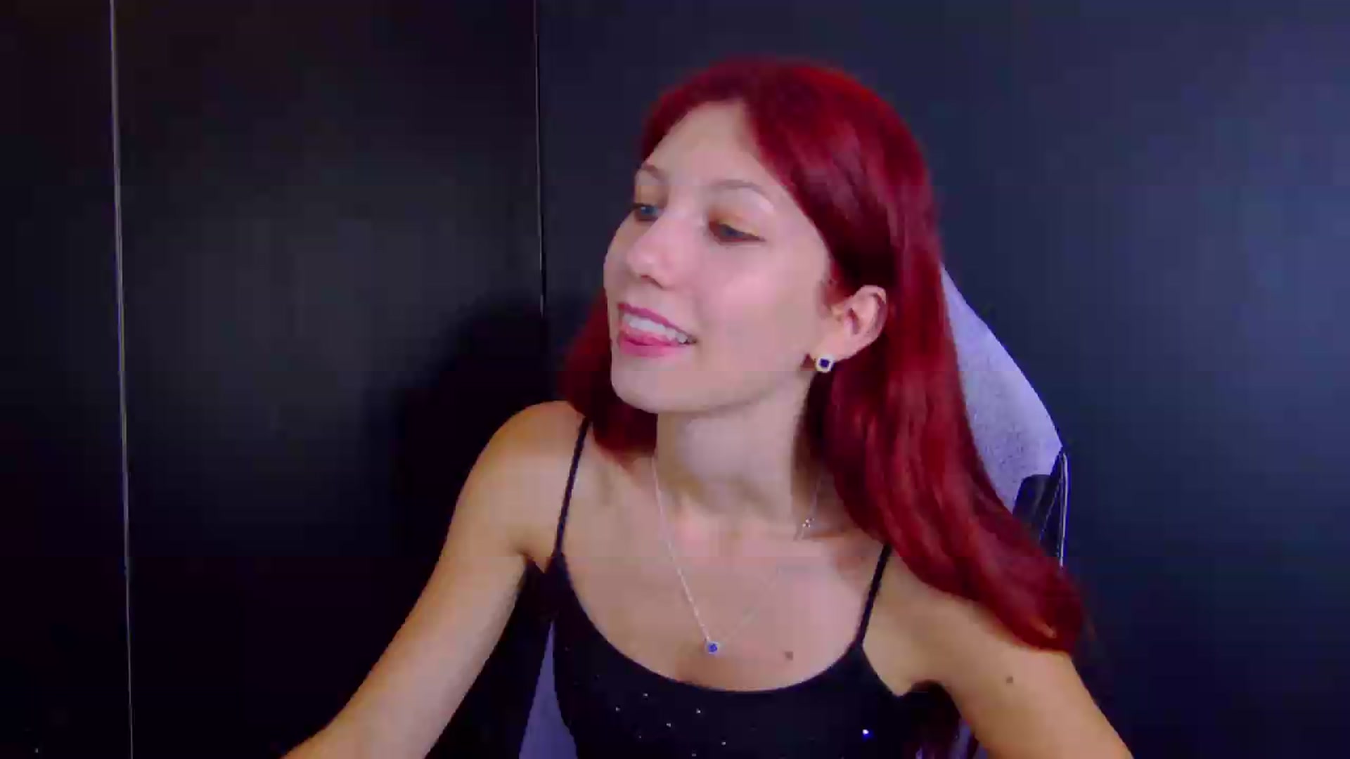 Gallery image thumbnail from Yasemina's myfreecams stream on, 08/05/2026, 15:37 image 6 of 20