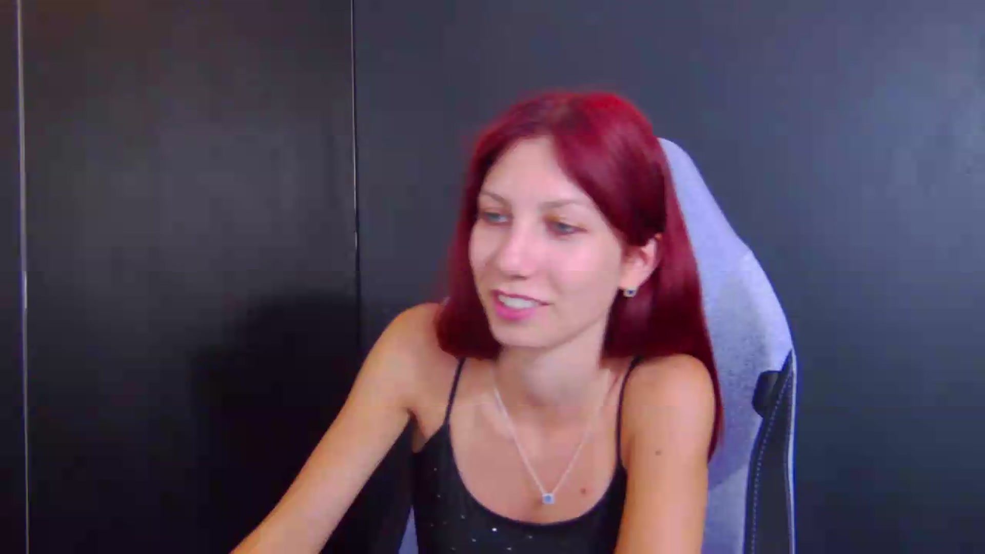 Gallery image thumbnail from Yasemina's myfreecams stream on, 08/05/2026, 19:38 image 18 of 20