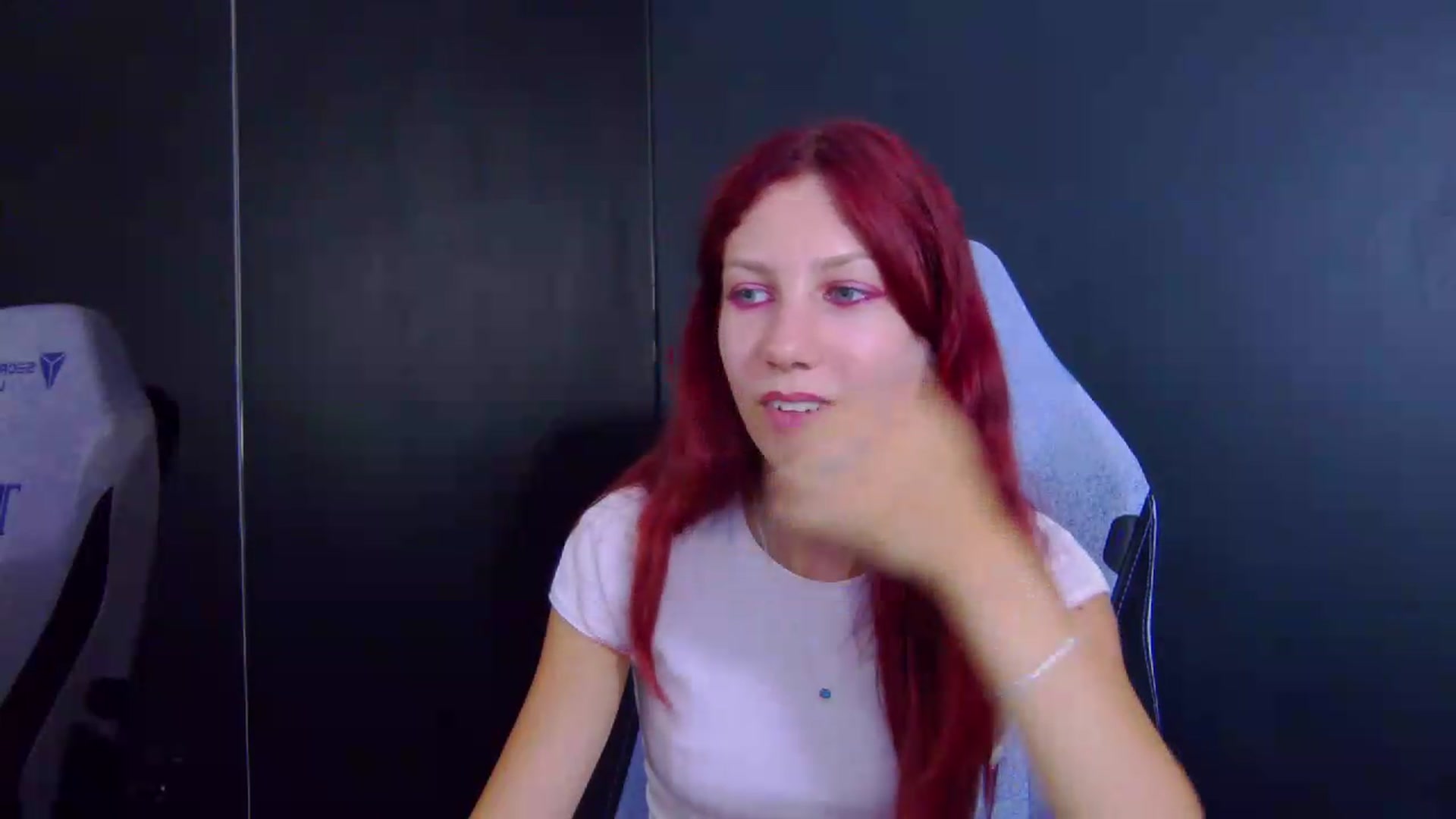 Gallery image thumbnail from Yasemina's myfreecams stream on, 08/06/2026, 16:18 image 5 of 20