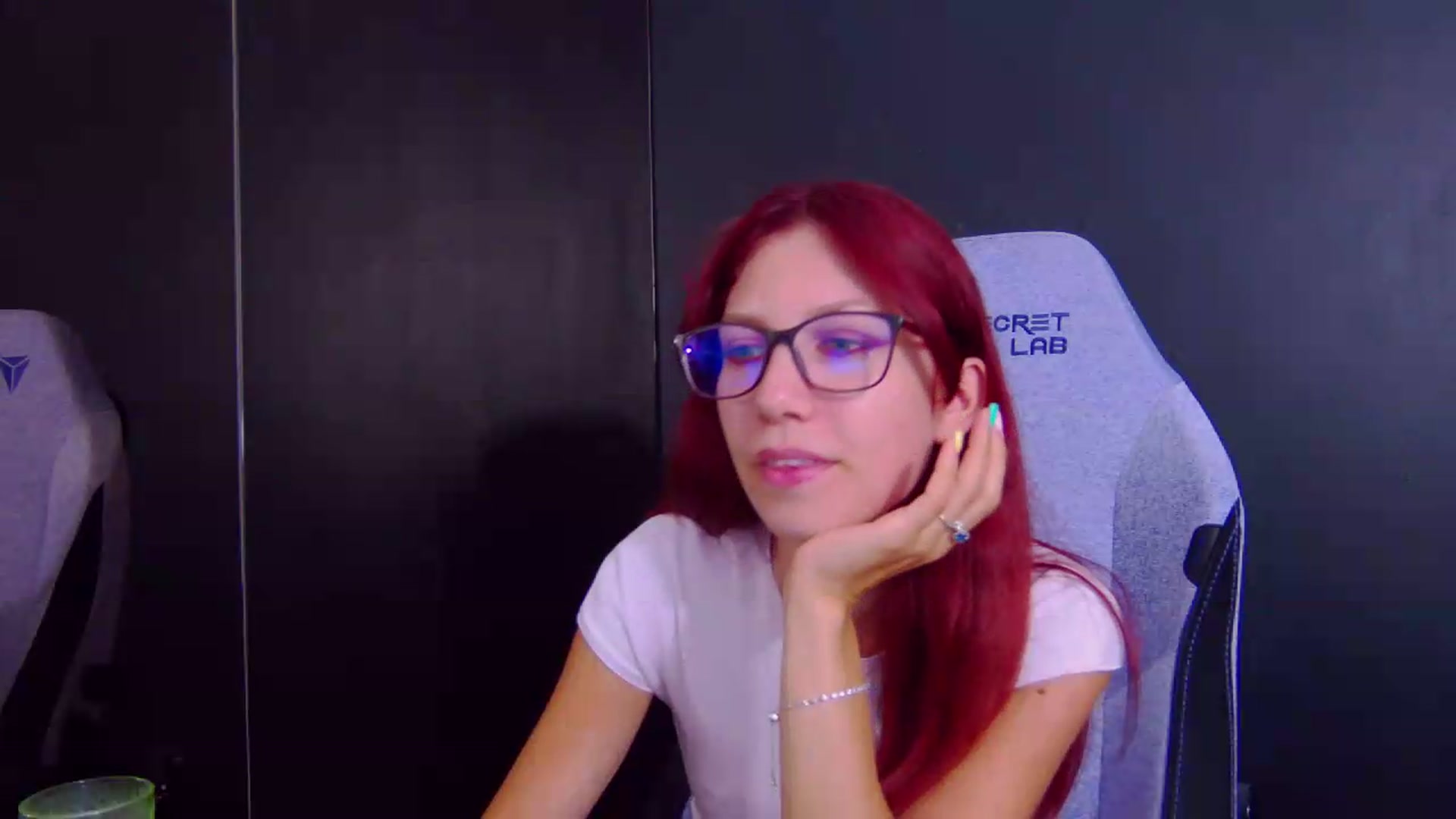 Gallery image thumbnail from Yasemina's myfreecams stream on, 08/06/2026, 16:18 image 13 of 20