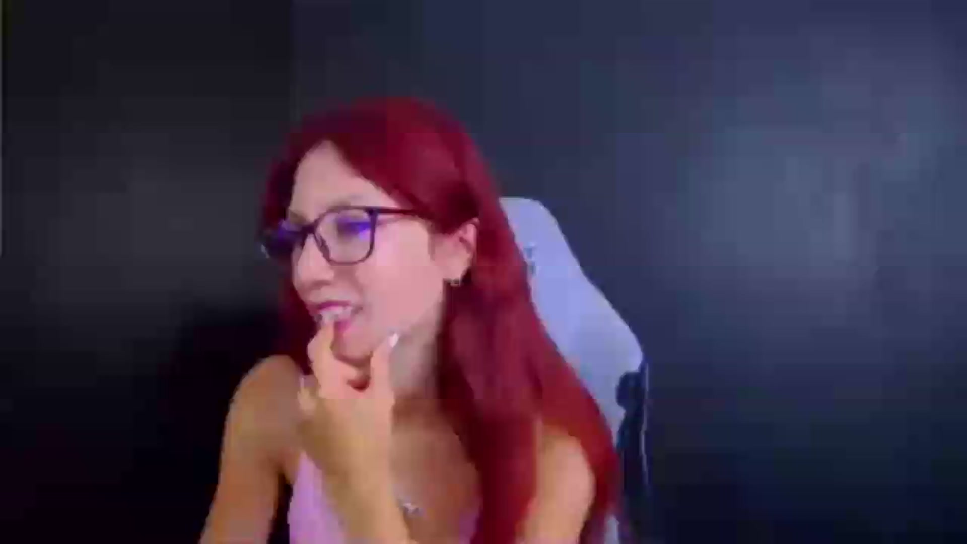 Gallery image thumbnail from Yasemina's myfreecams stream on, 08/06/2026, 18:18 image 10 of 20