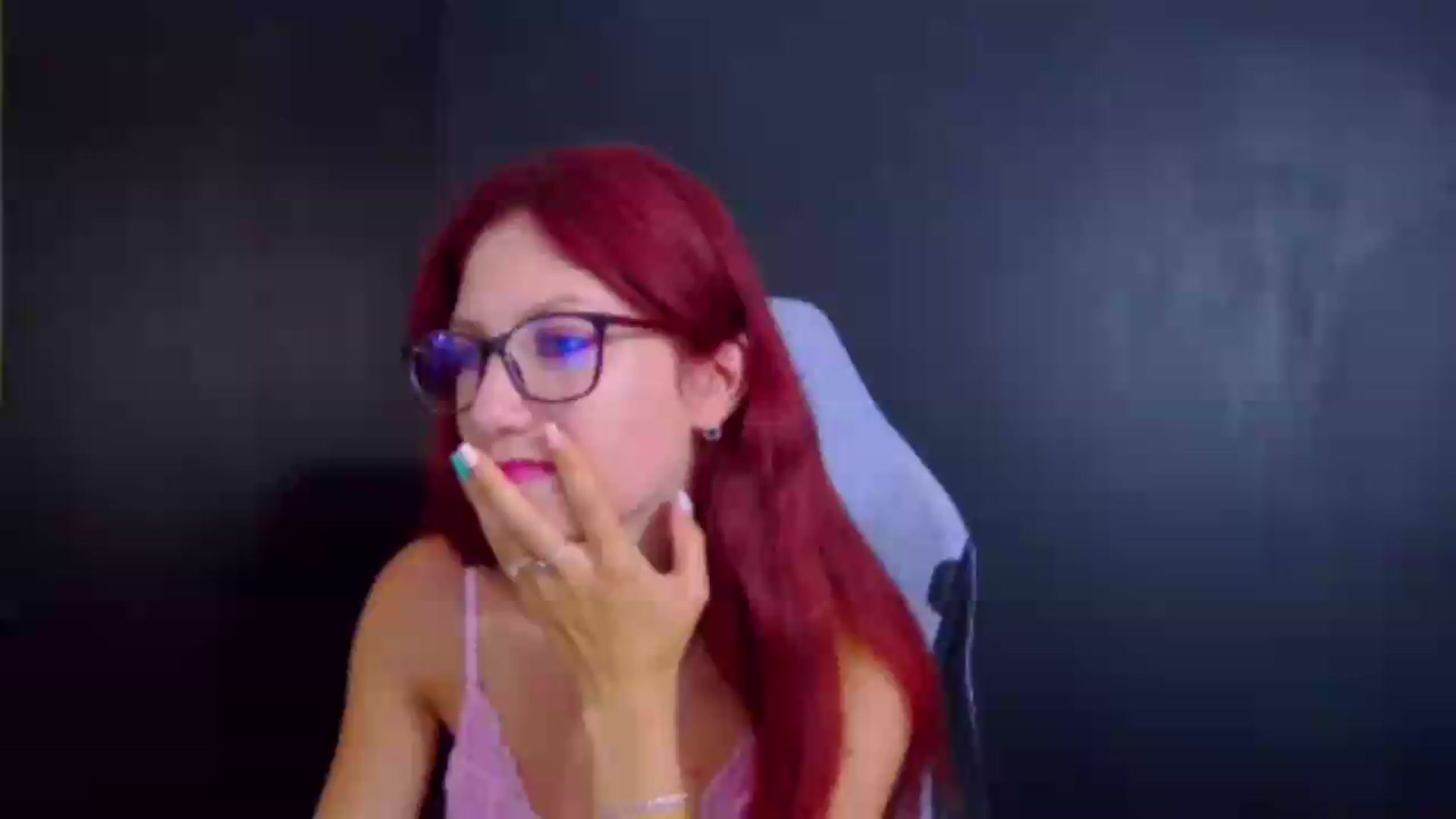 Gallery image thumbnail from Yasemina's myfreecams stream on, 08/06/2026, 18:18 image 8 of 20