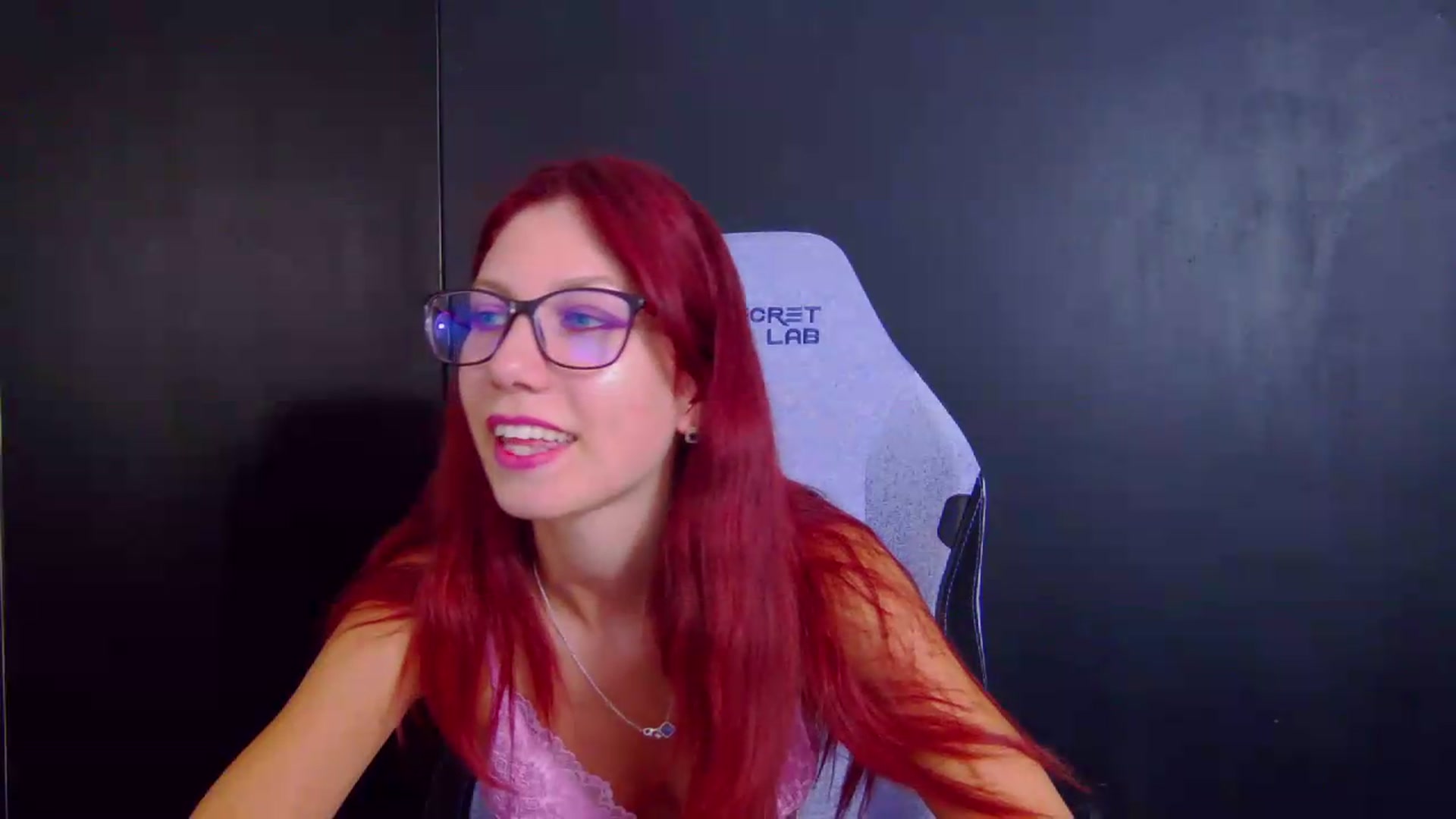 Gallery image thumbnail from Yasemina's myfreecams stream on, 08/06/2026, 18:37 image 11 of 20
