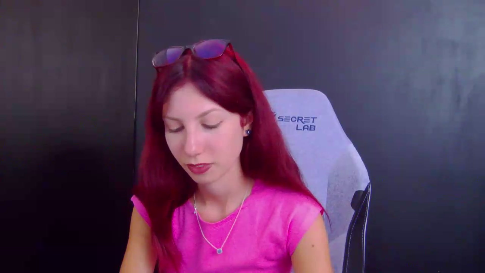 Gallery image thumbnail from Yasemina's myfreecams stream on, 08/17/2026, 16:33 image 18 of 20