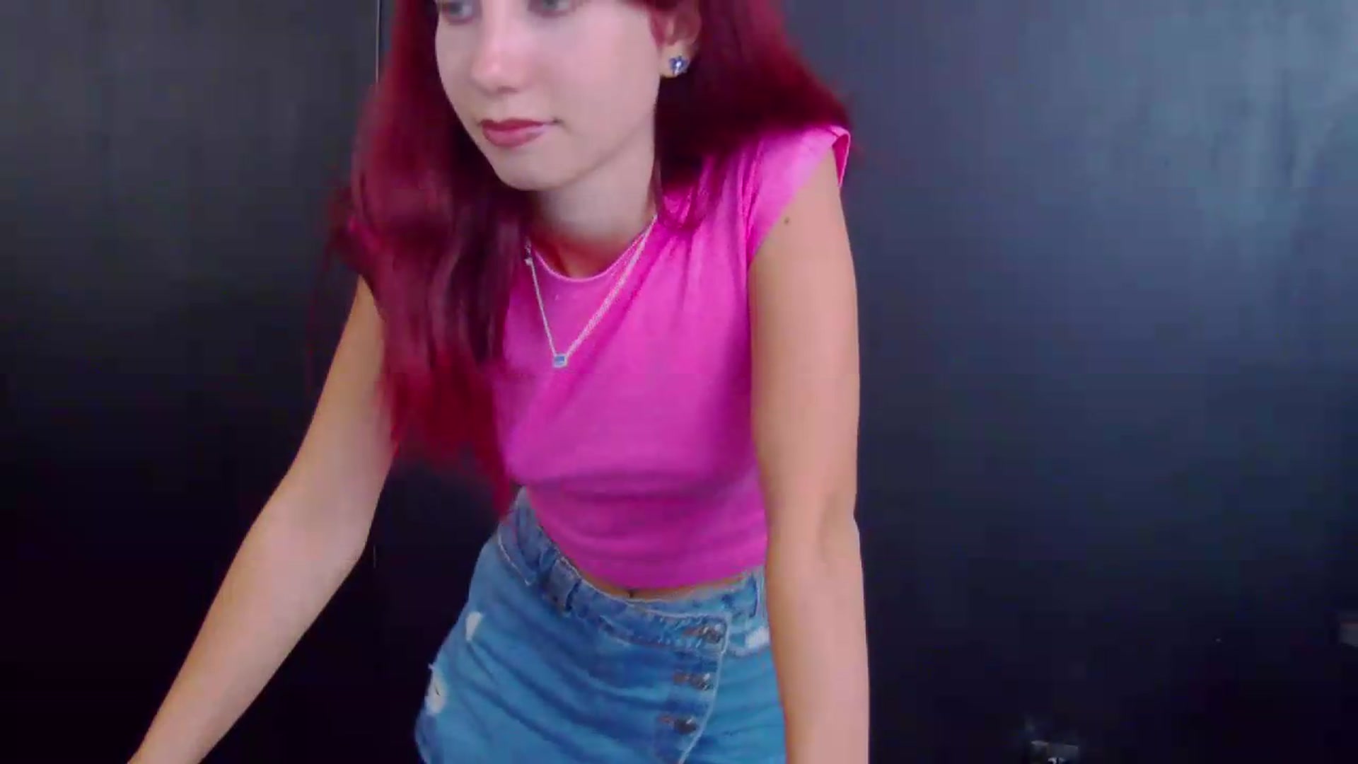 Gallery image thumbnail from Yasemina's myfreecams stream on, 08/17/2026, 16:33 image 16 of 20