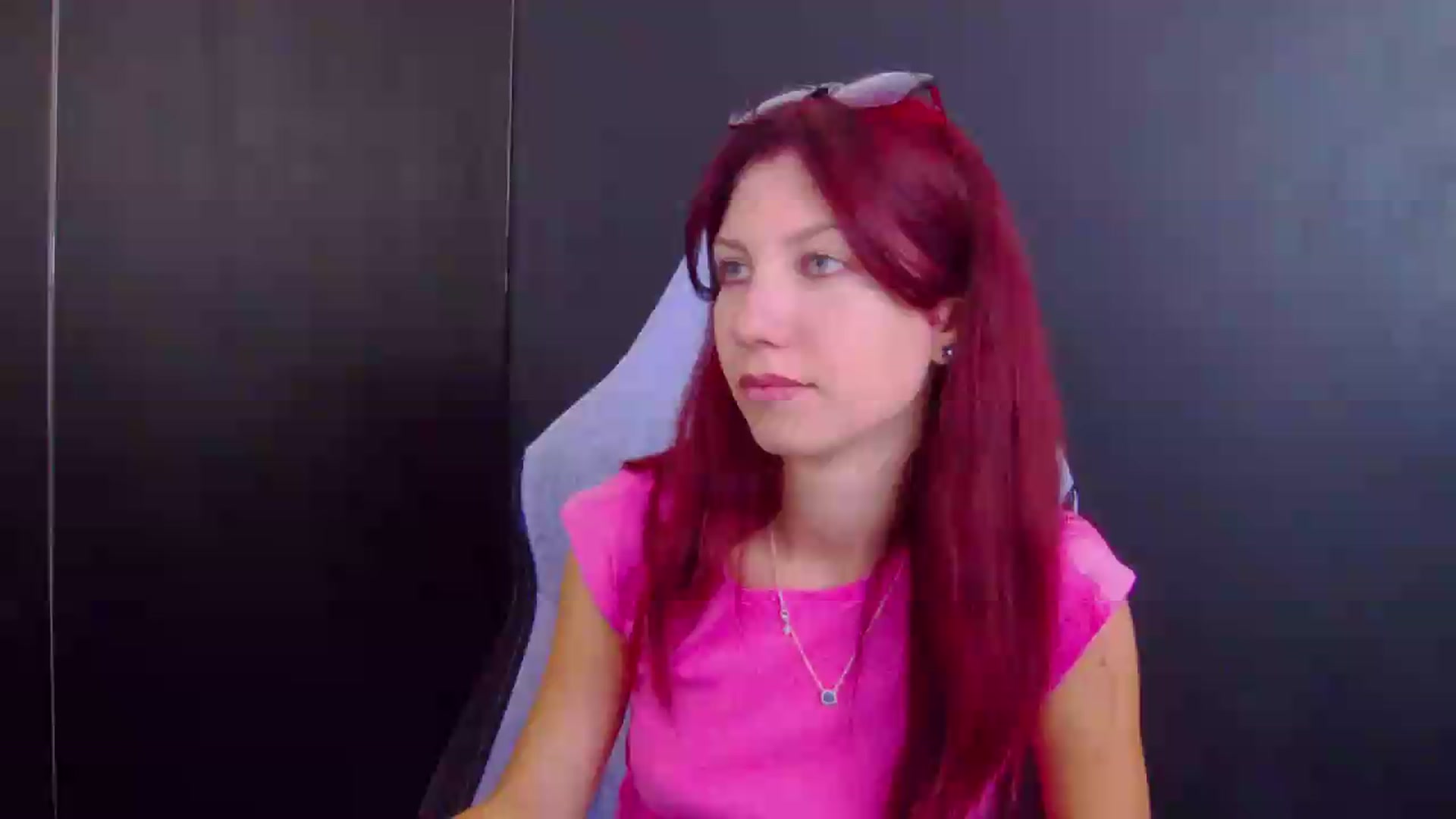 Gallery image thumbnail from Yasemina's myfreecams stream on, 08/17/2026, 19:40 image 16 of 20