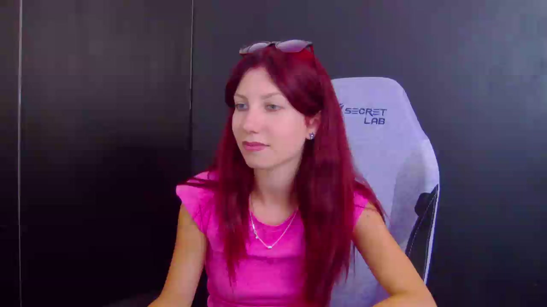 Gallery image thumbnail from Yasemina's myfreecams stream on, 08/17/2026, 19:40 image 4 of 20
