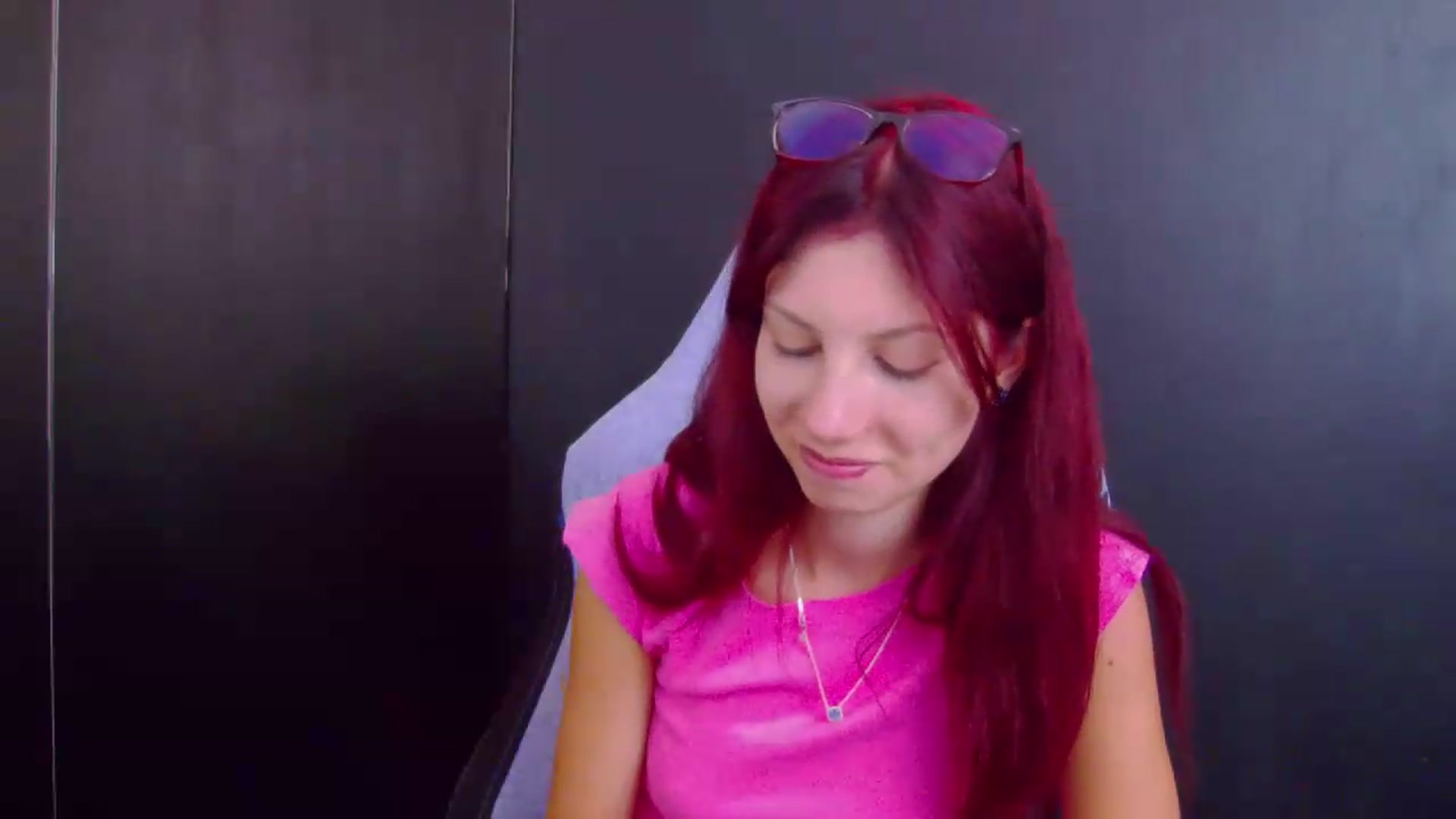 Gallery image thumbnail from Yasemina's myfreecams stream on, 08/17/2026, 19:40 image 15 of 20
