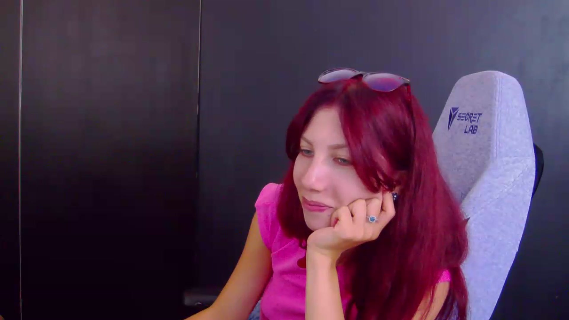 Gallery image thumbnail from Yasemina's myfreecams stream on, 08/17/2026, 19:40 image 9 of 20