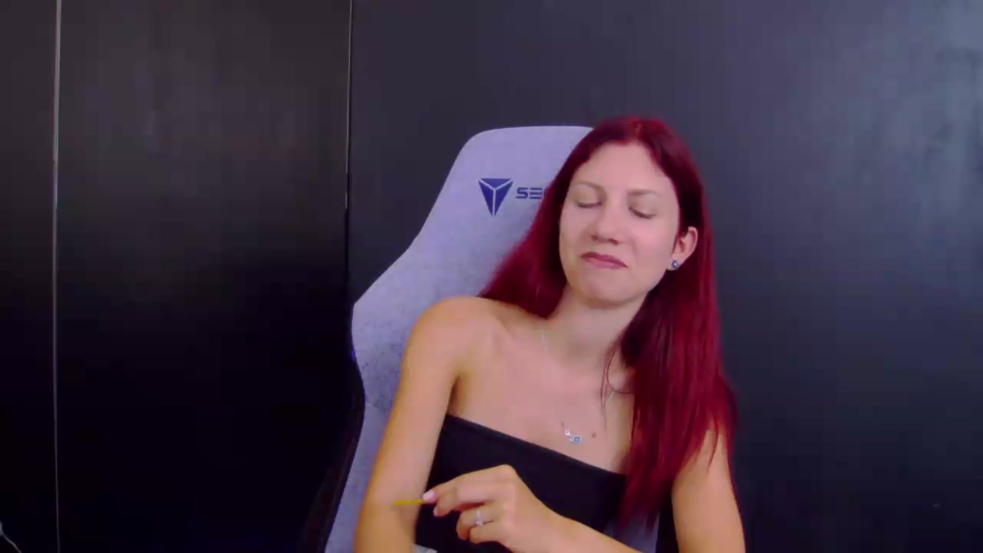Gallery image thumbnail from Yasemina's myfreecams stream on, 08/18/2026, 18:00 image 6 of 20