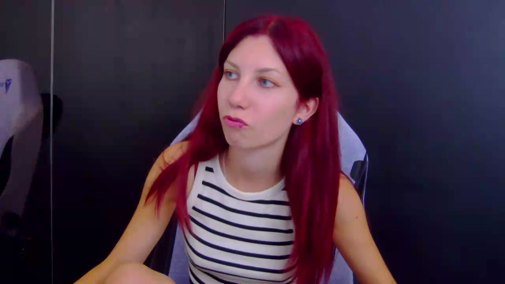 Gallery image thumbnail from Yasemina's myfreecams stream on, 08/22/2026, 21:31 image 6 of 20