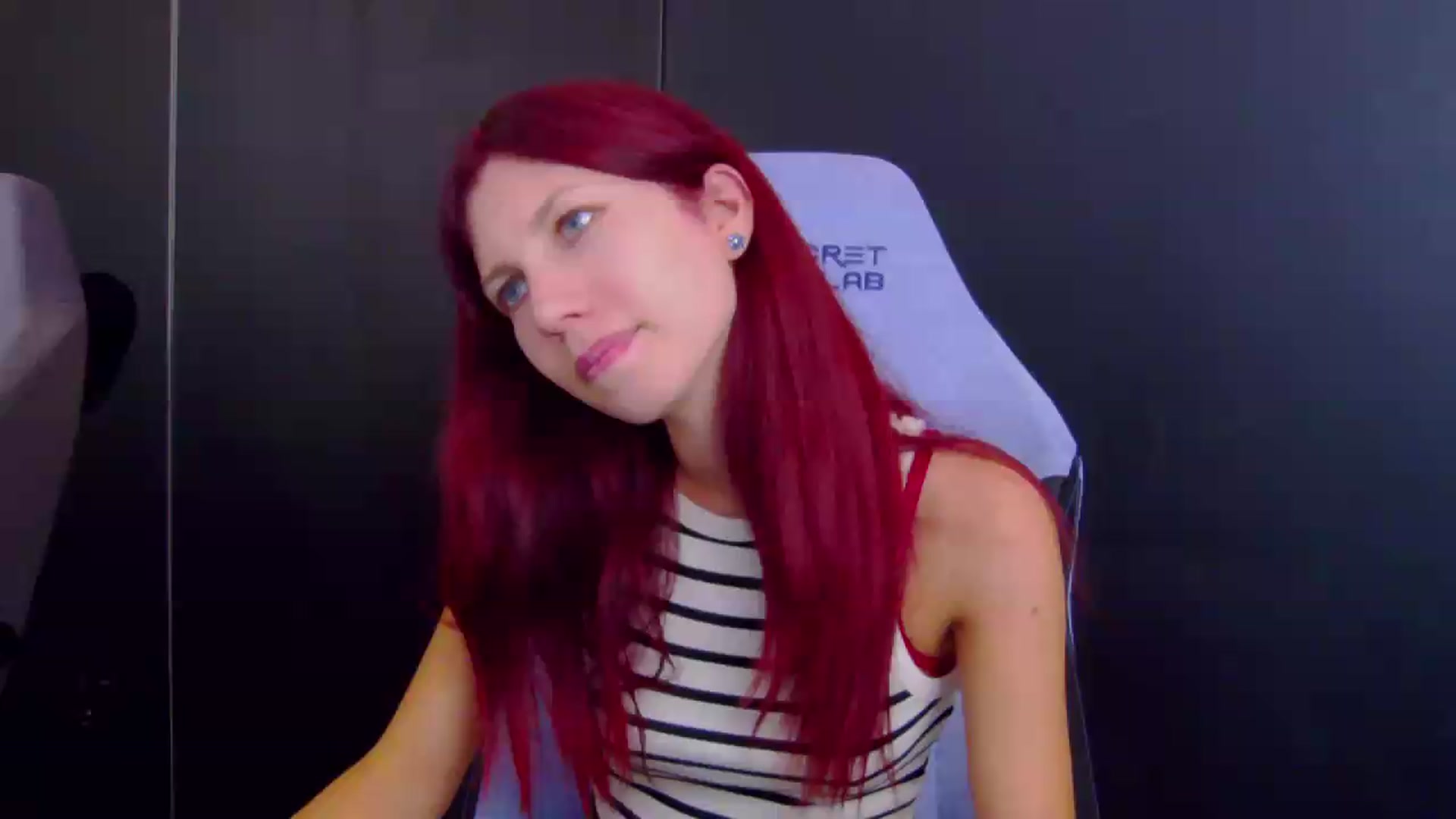 Gallery image thumbnail from Yasemina's myfreecams stream on, 08/22/2026, 21:31 image 18 of 20