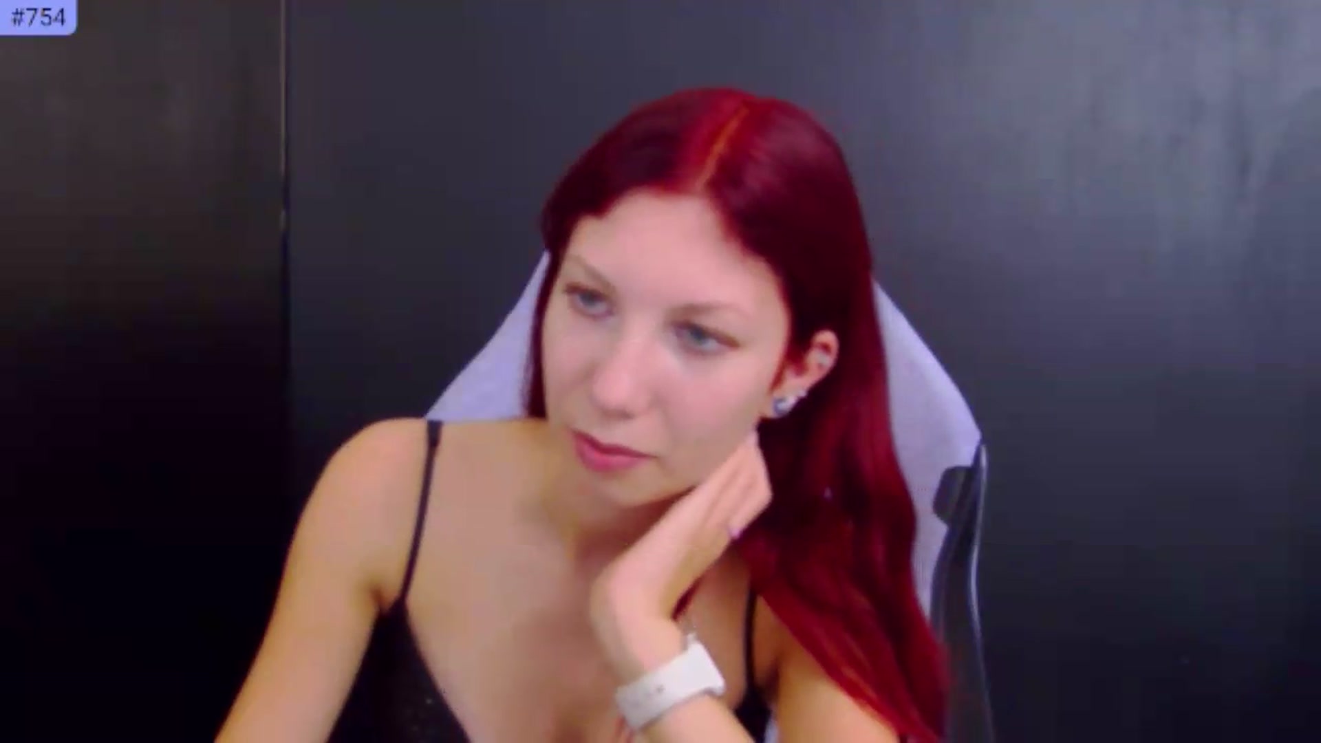 Gallery image thumbnail from Yasemina's myfreecams stream on, 09/18/2026, 18:07 image 10 of 20