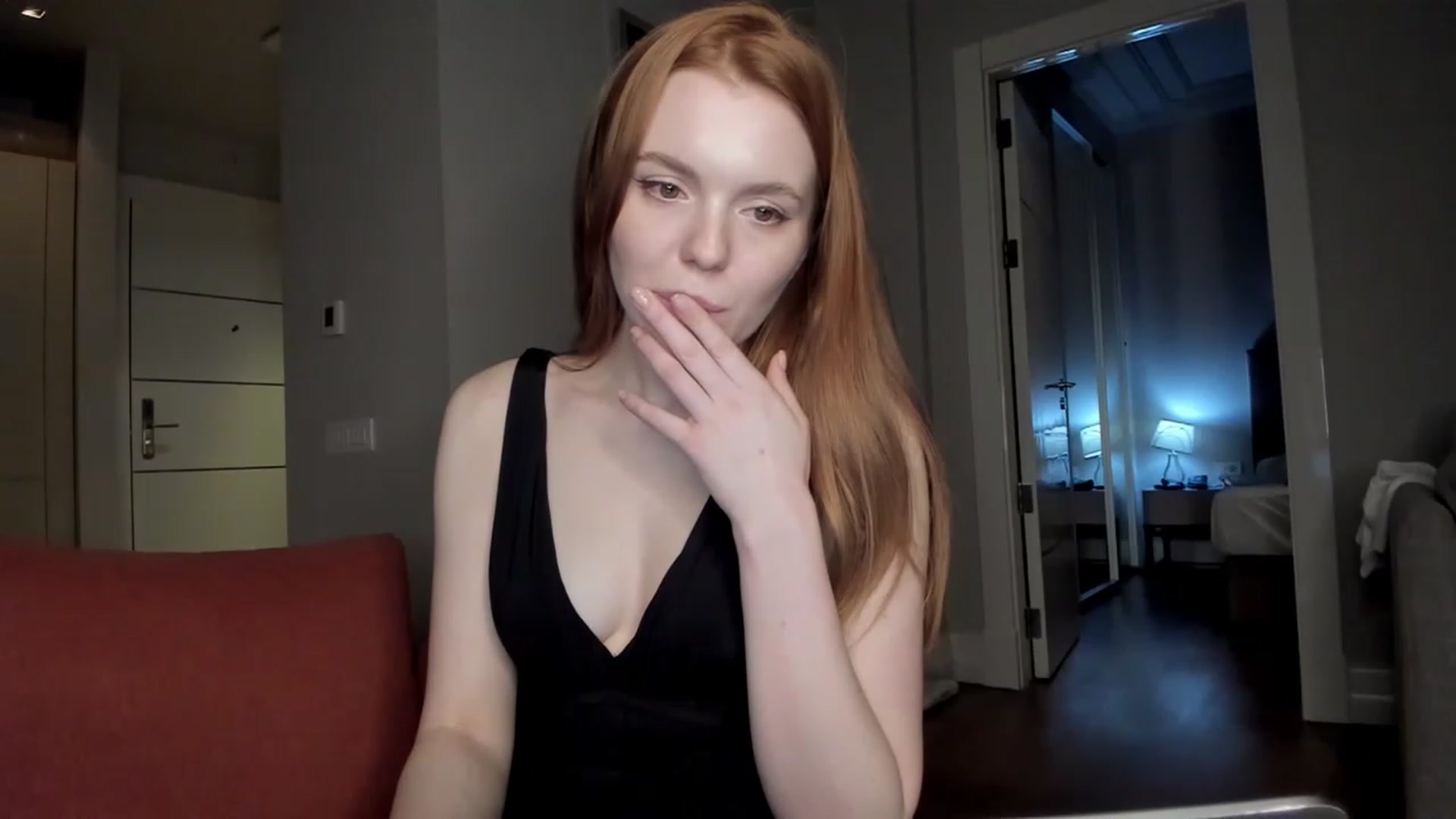 Gallery image thumbnail from Yasmean's myfreecams stream on, 01/12/2023, 06:07 image 11 of 20