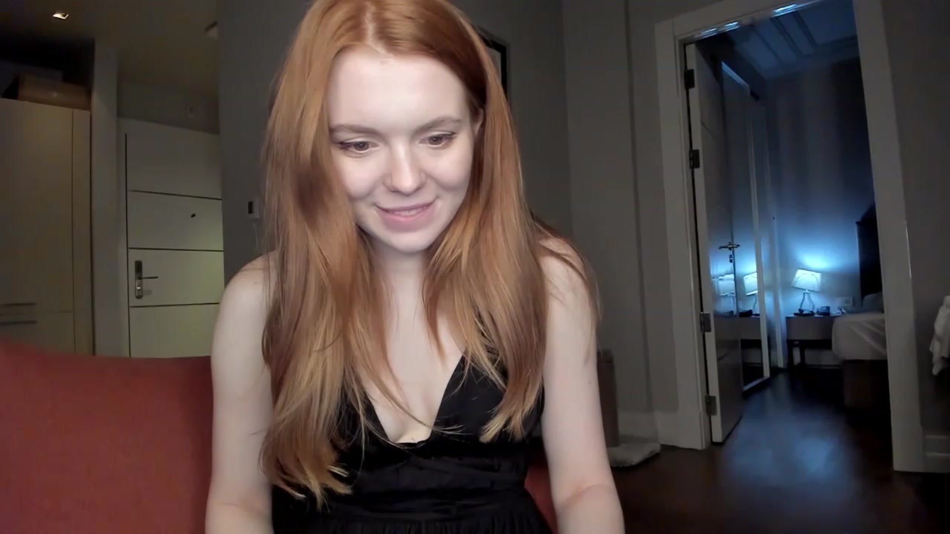 Gallery image thumbnail from Yasmean's myfreecams stream on, 01/12/2023, 06:07 image 3 of 20