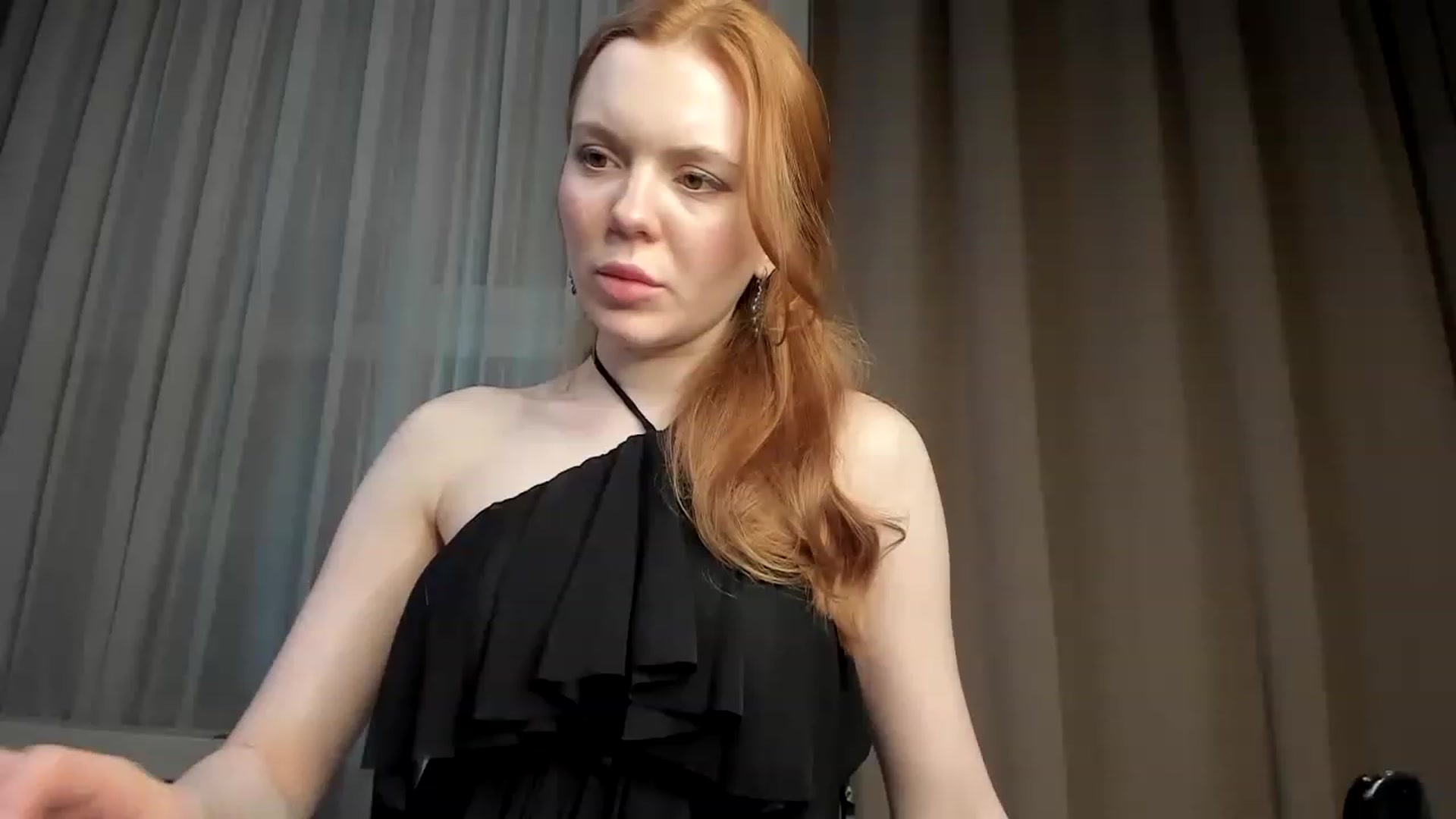 Gallery image thumbnail from Yasmean's myfreecams stream on, 01/29/2023, 04:01 image 1 of 20