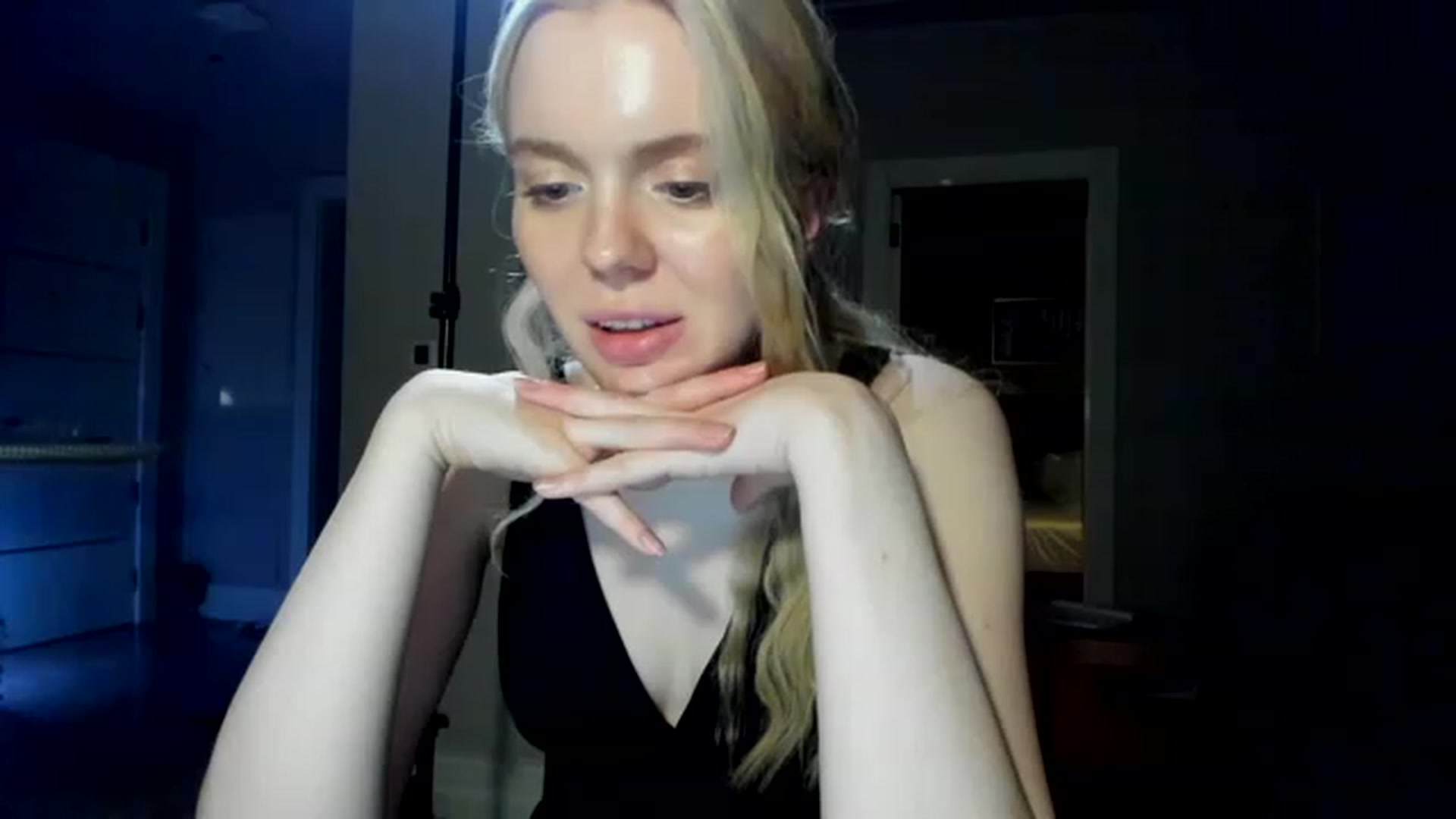 Gallery image thumbnail from Yasmean's myfreecams stream on, 06/11/2023, 02:46 image 9 of 20