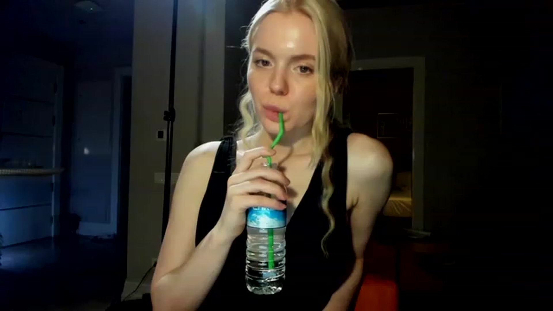 Gallery image thumbnail from Yasmean's myfreecams stream on, 06/11/2023, 02:46 image 6 of 20
