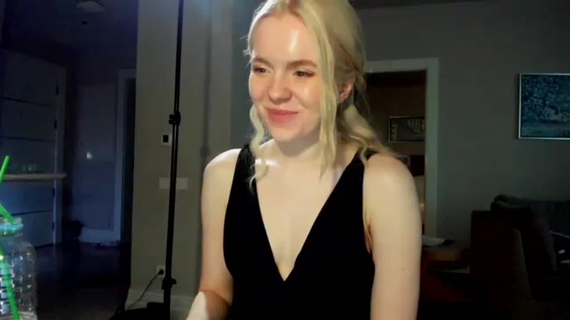 Gallery image thumbnail from Yasmean's myfreecams stream on, 06/11/2023, 02:46 image 18 of 20